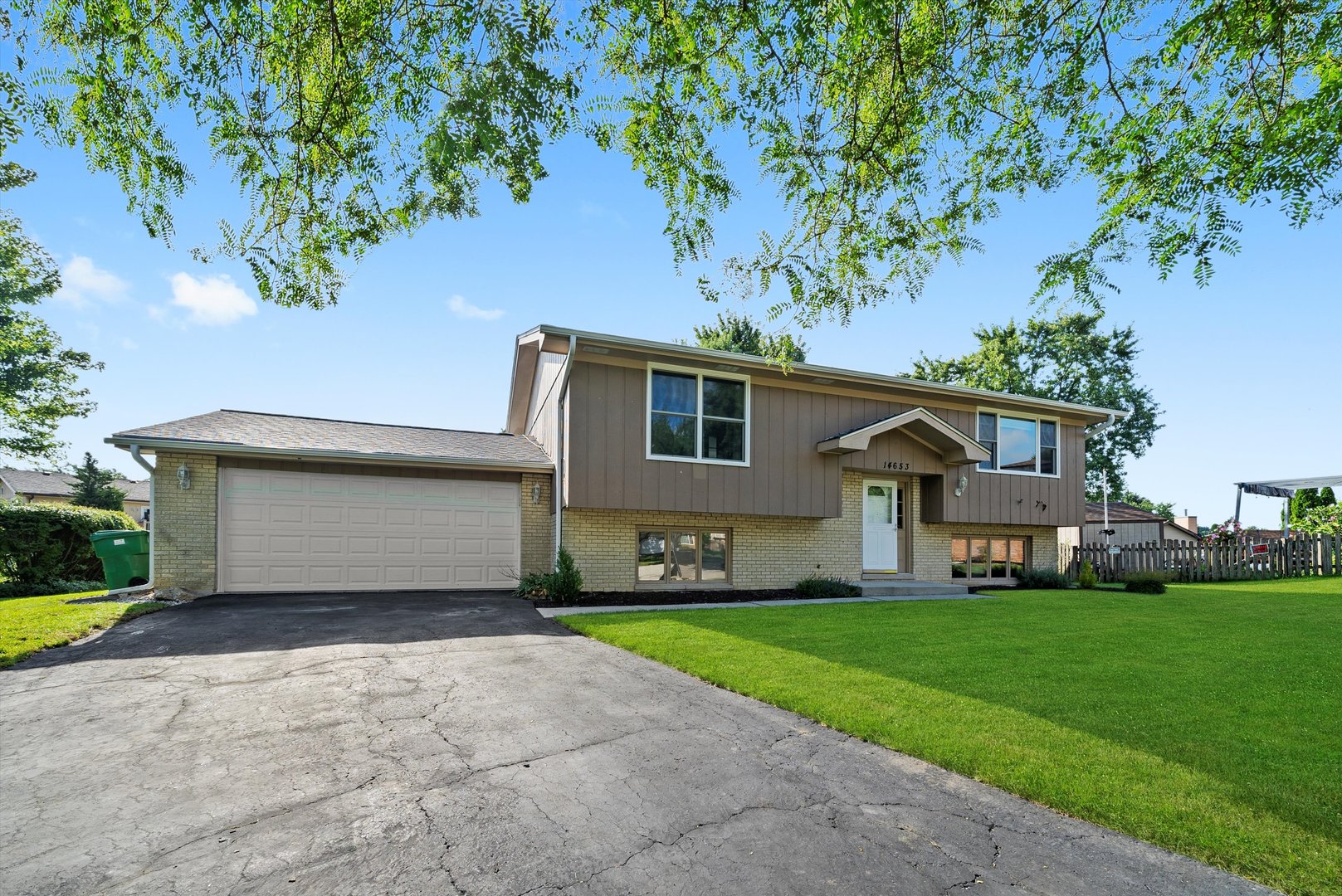 14653 S Cricketwood Court, Homer Glen, IL 60491