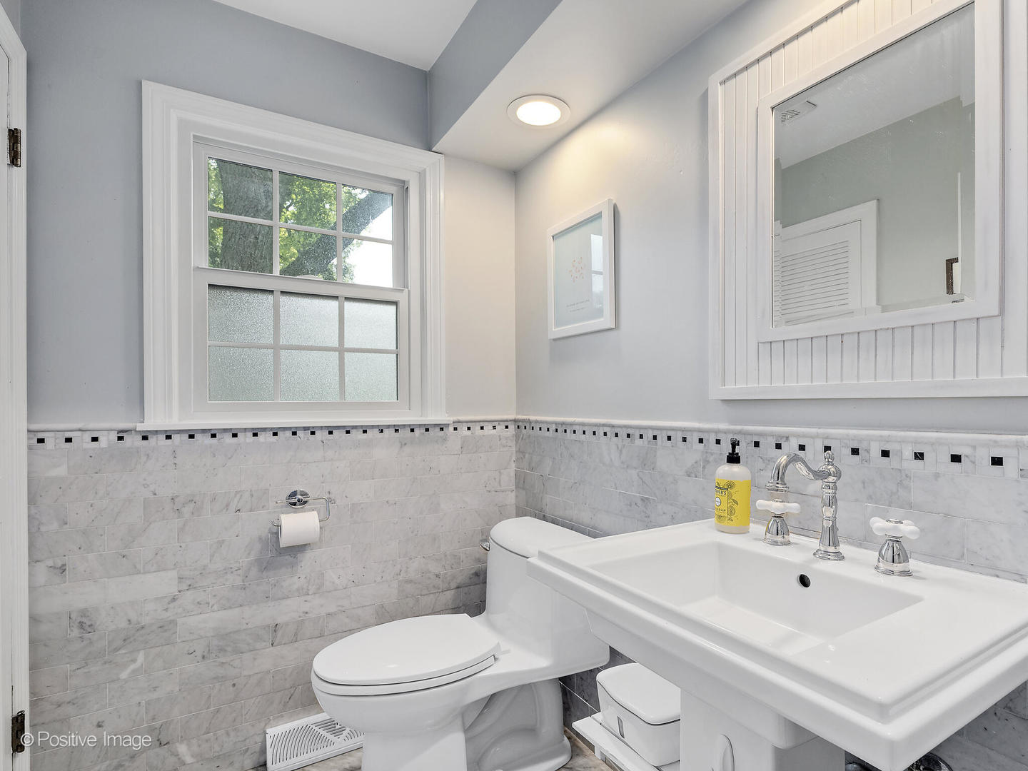 1216 Suffolk Street, Naperville, IL 60563