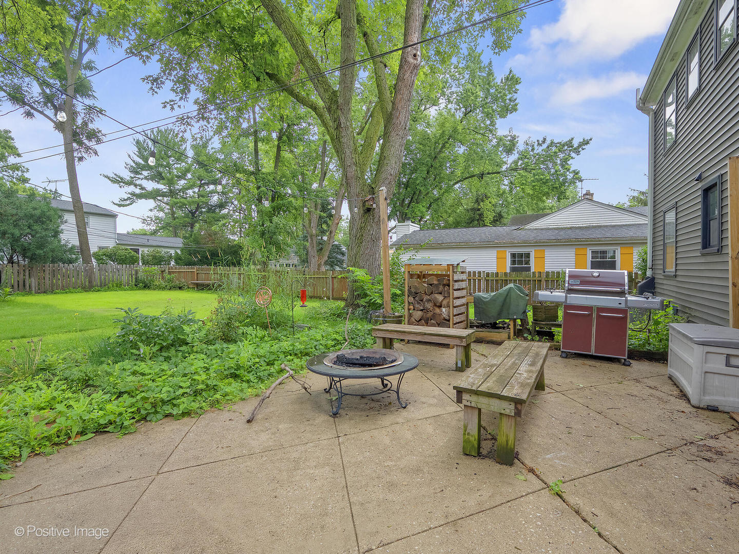 1216 Suffolk Street, Naperville, IL 60563
