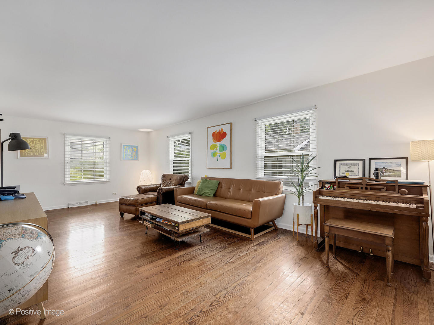1216 Suffolk Street, Naperville, IL 60563