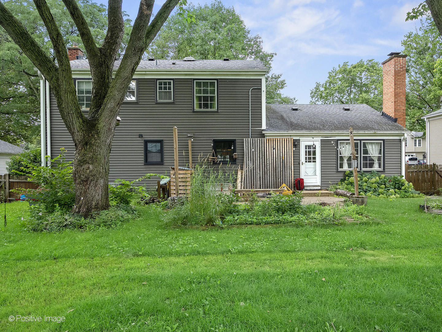 1216 Suffolk Street, Naperville, IL 60563