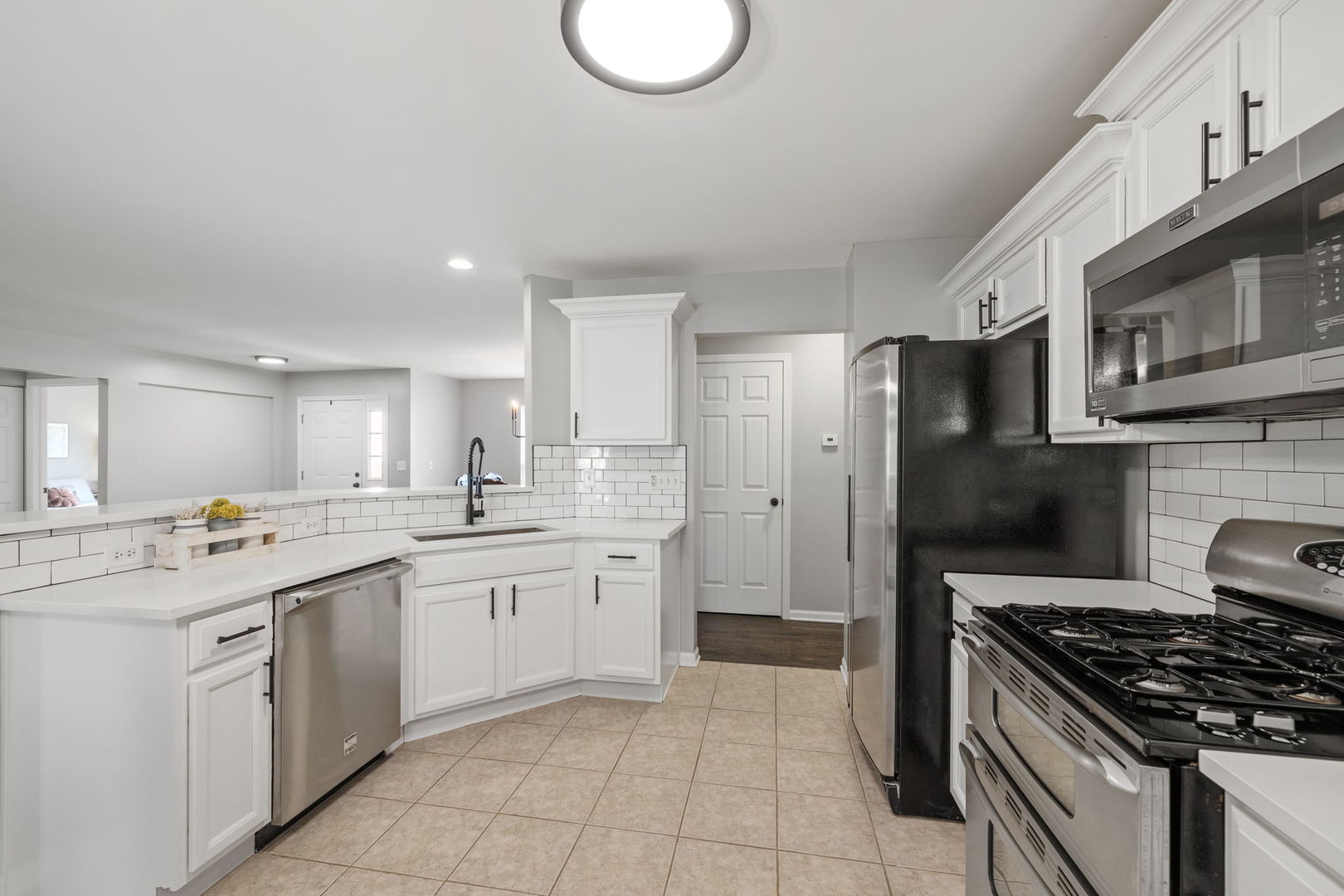 486 Honeysuckle Lane, Yorkville, IL 60560