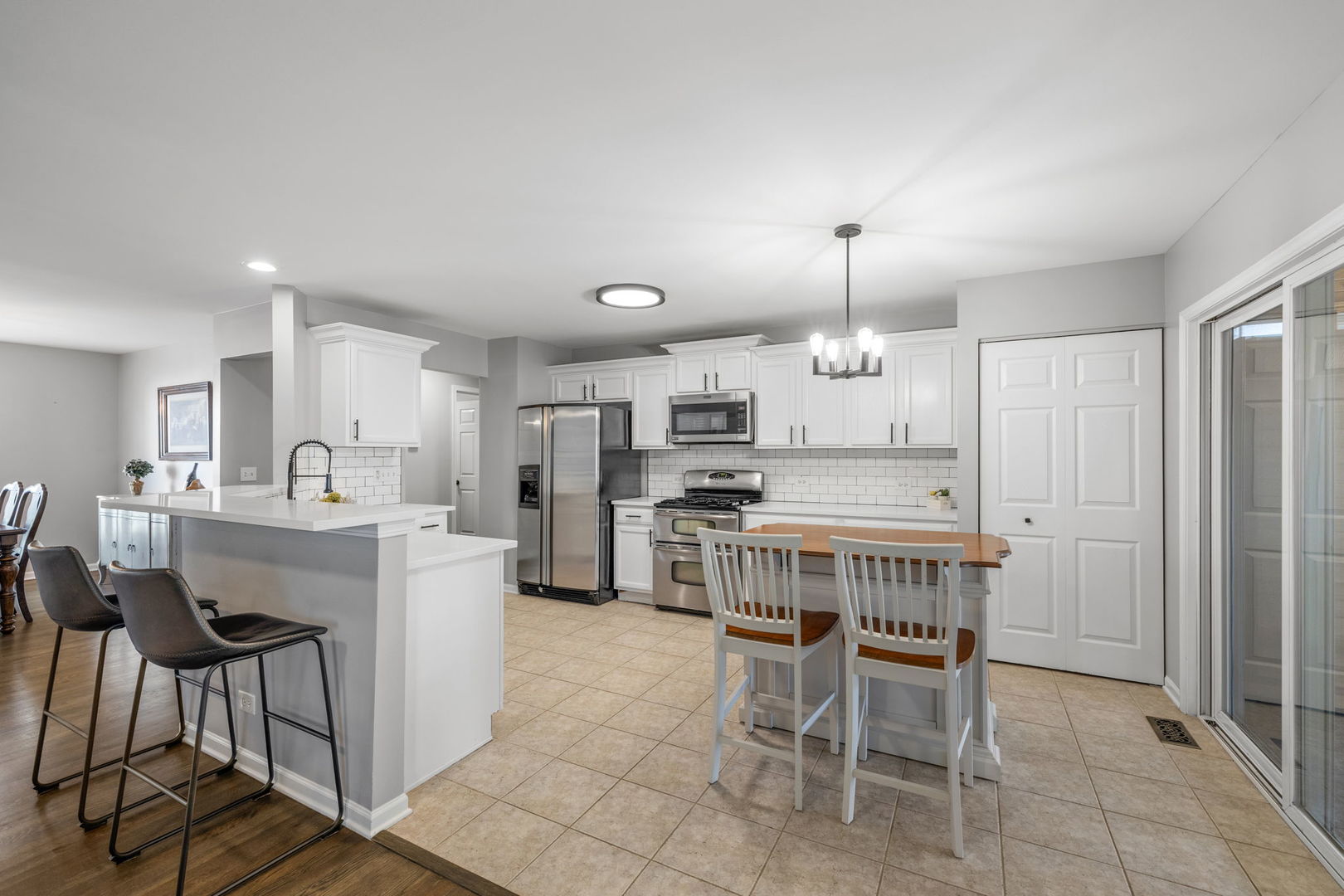 486 Honeysuckle Lane, Yorkville, IL 60560