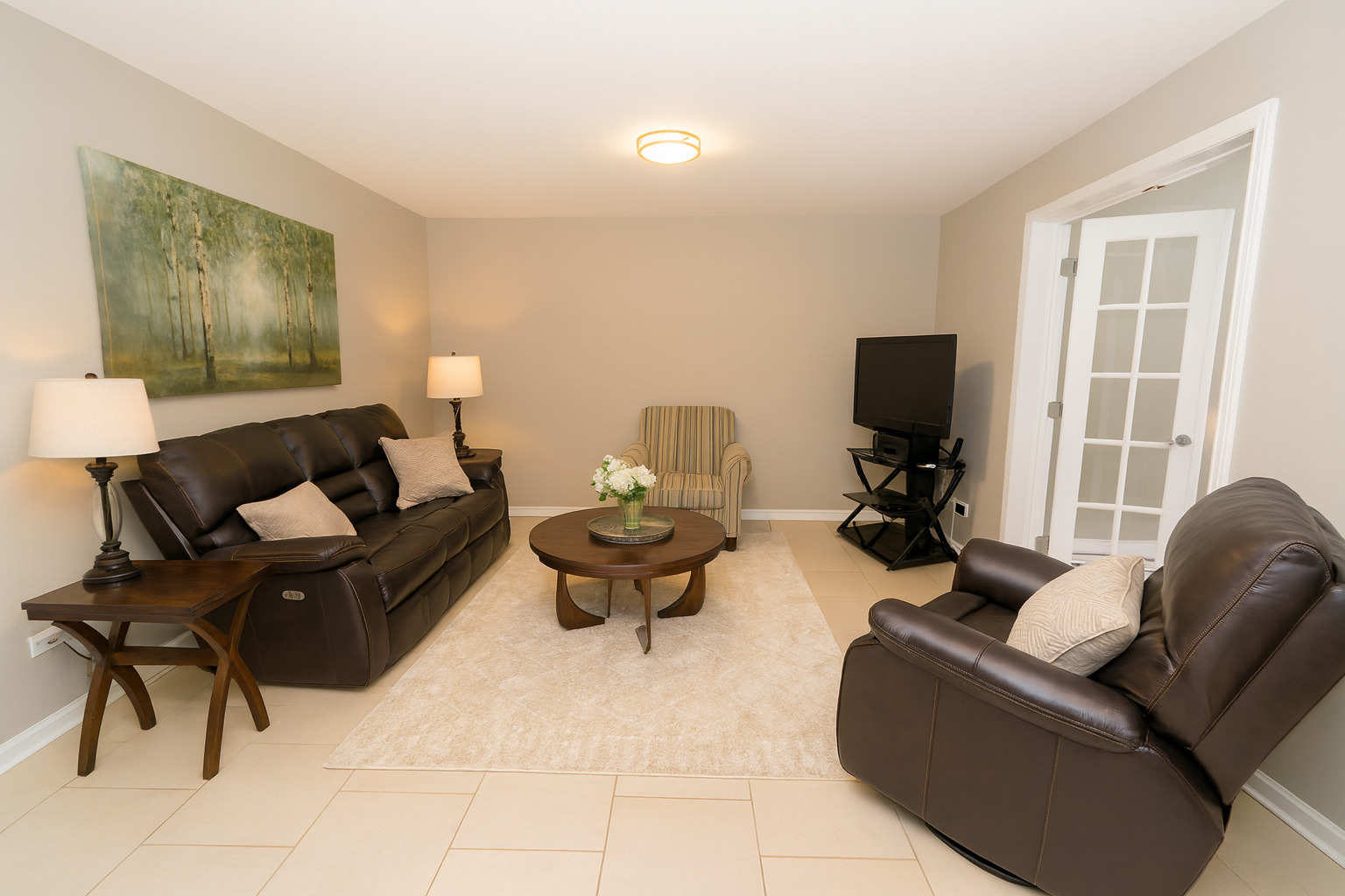 1107 W White Oak Street, Arlington Heights, IL 60005