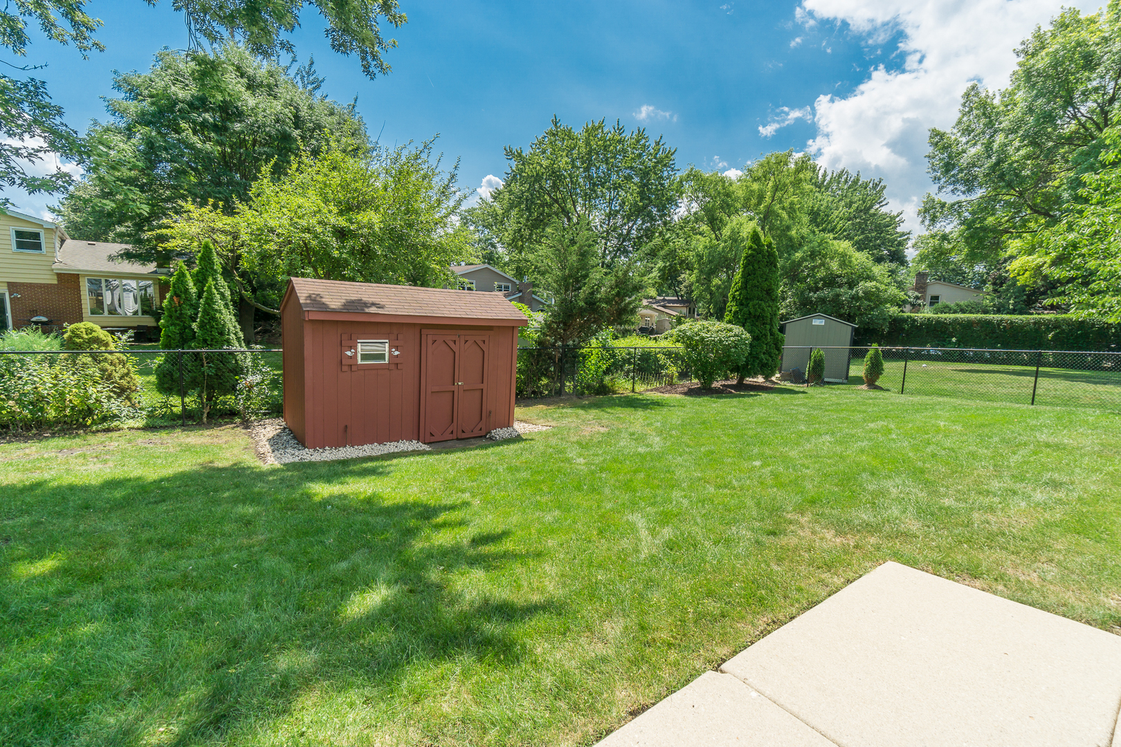 1107 W White Oak Street, Arlington Heights, IL 60005
