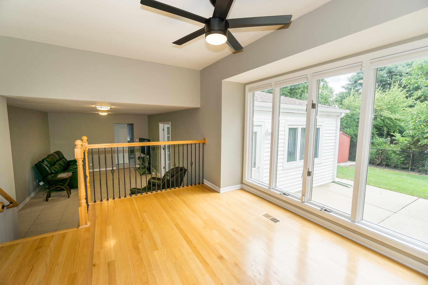 1107 W White Oak Street, Arlington Heights, IL 60005
