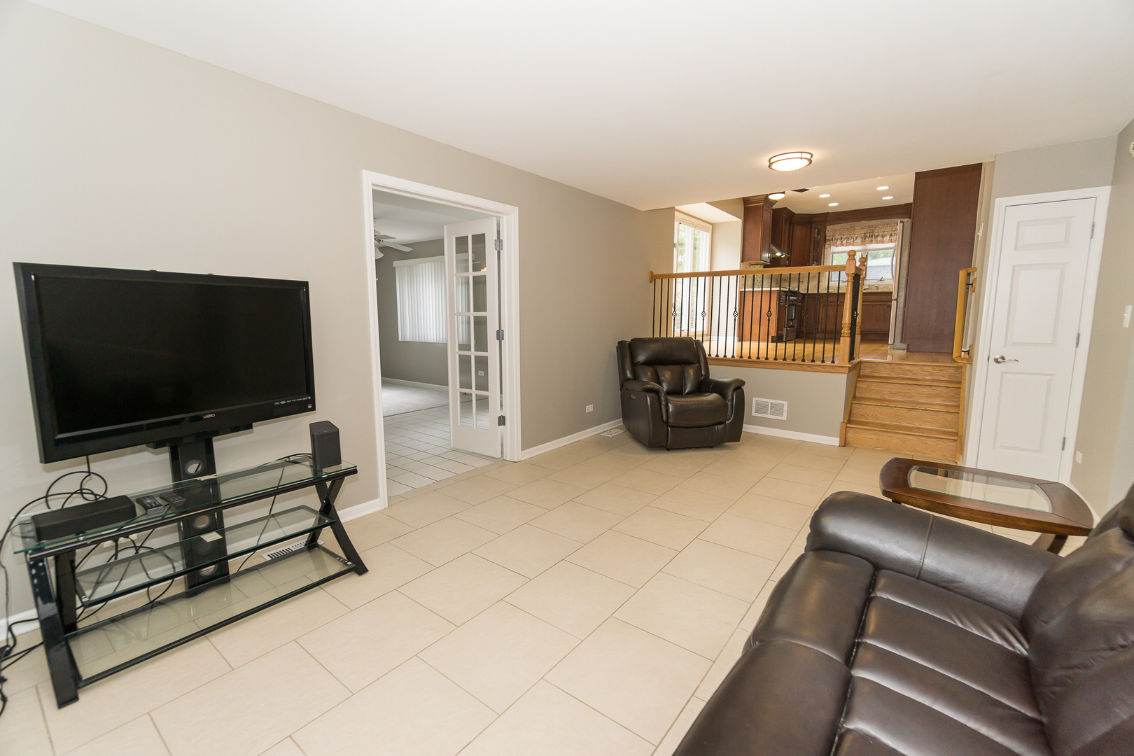 1107 W White Oak Street, Arlington Heights, IL 60005
