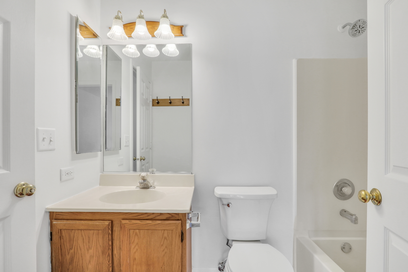 6764 Roanoake Court, Gurnee, IL 60031