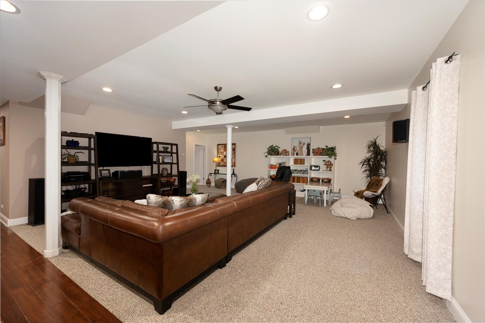 601 W Crockett Avenue, Elmhurst, IL 60126