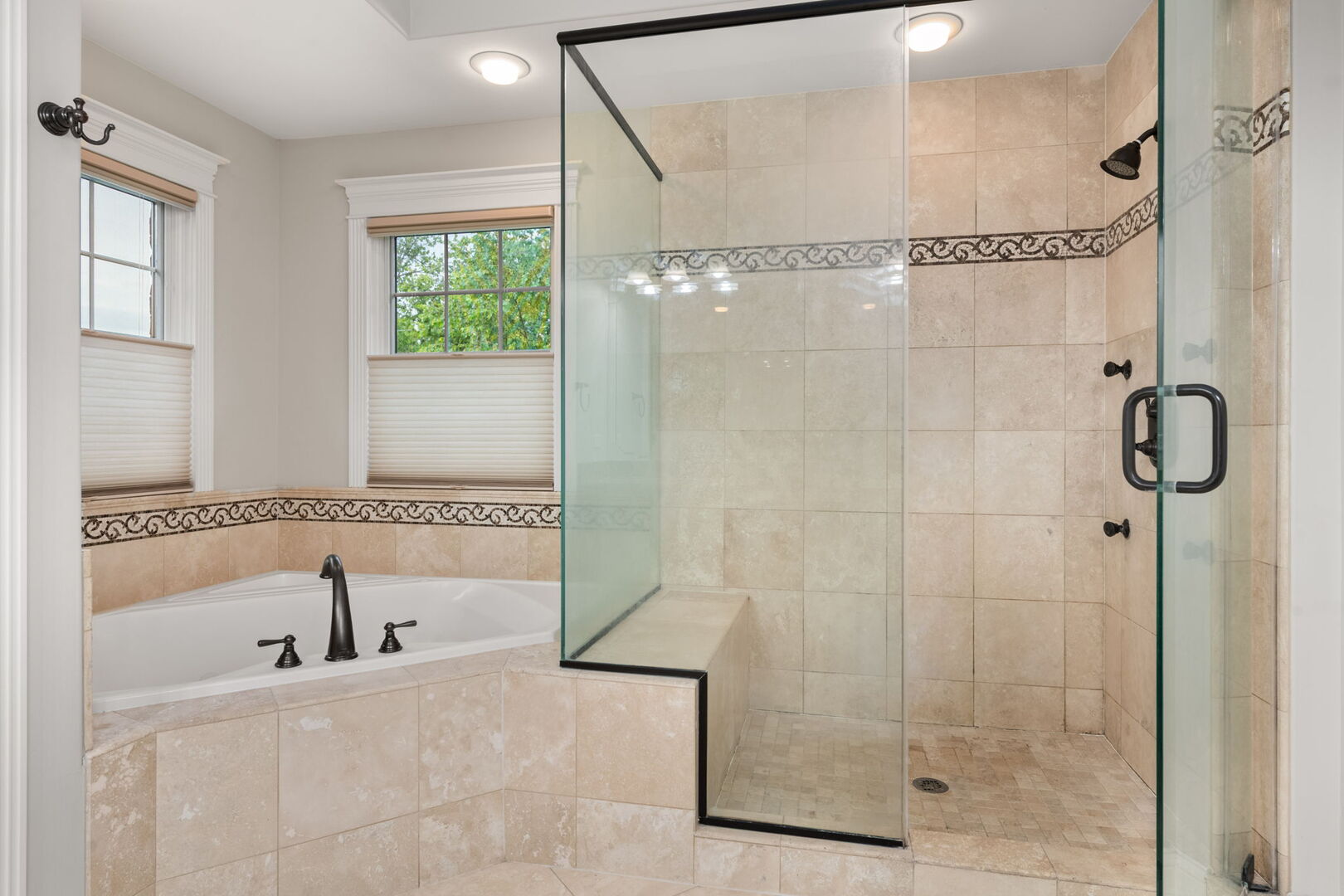 676 S Swain Avenue, Elmhurst, IL 60126