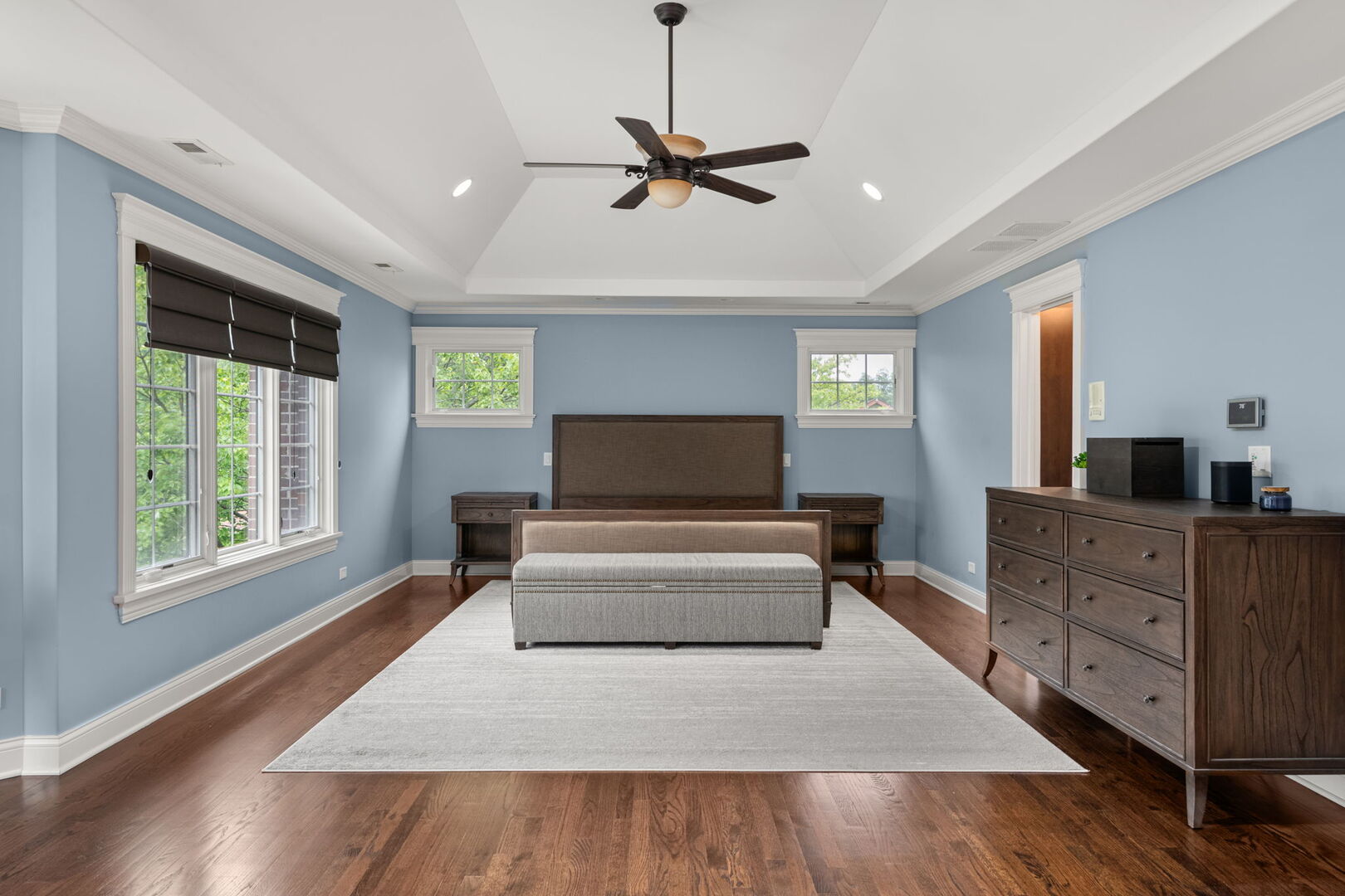 676 S Swain Avenue, Elmhurst, IL 60126