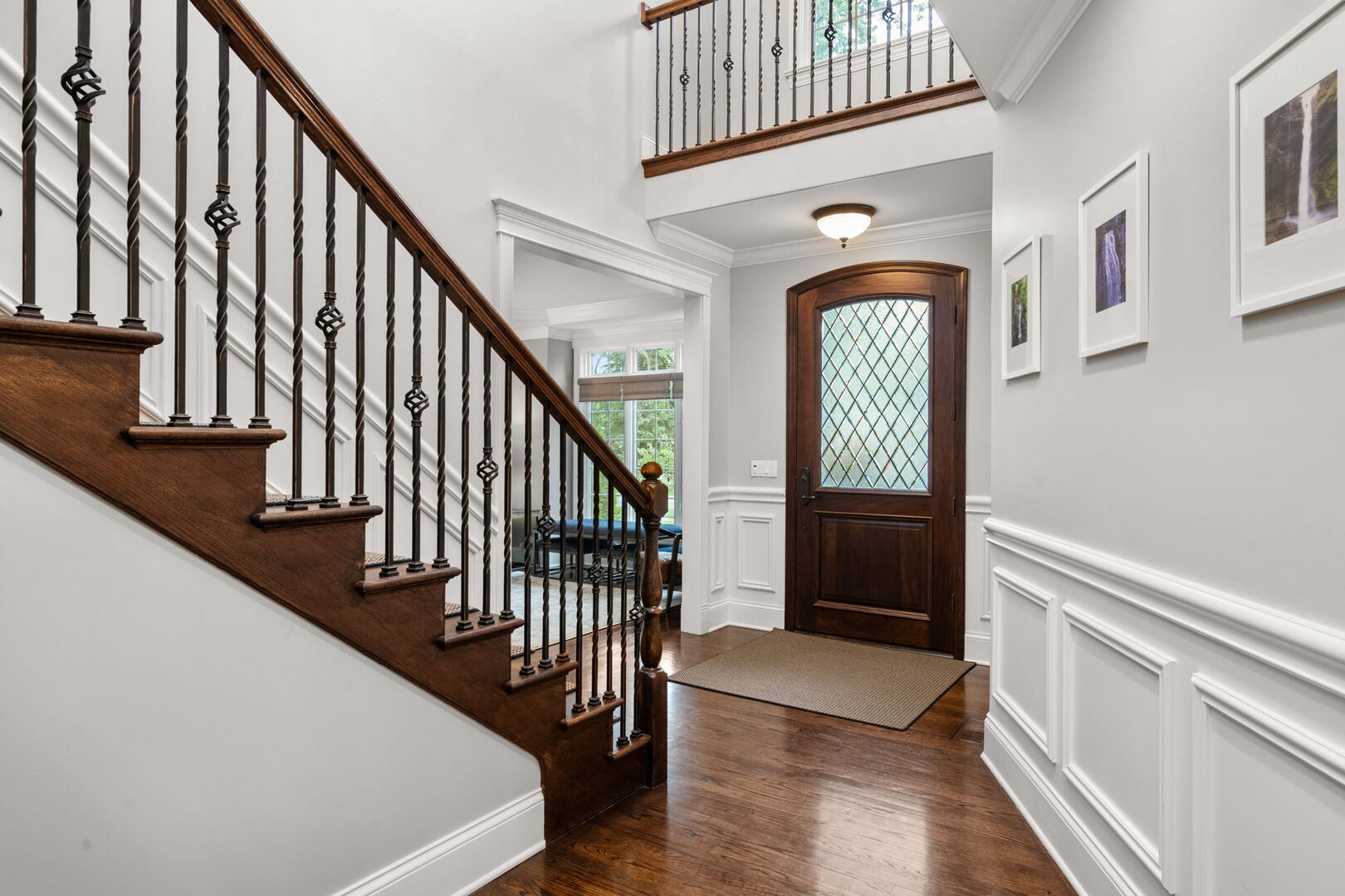 676 S Swain Avenue, Elmhurst, IL 60126