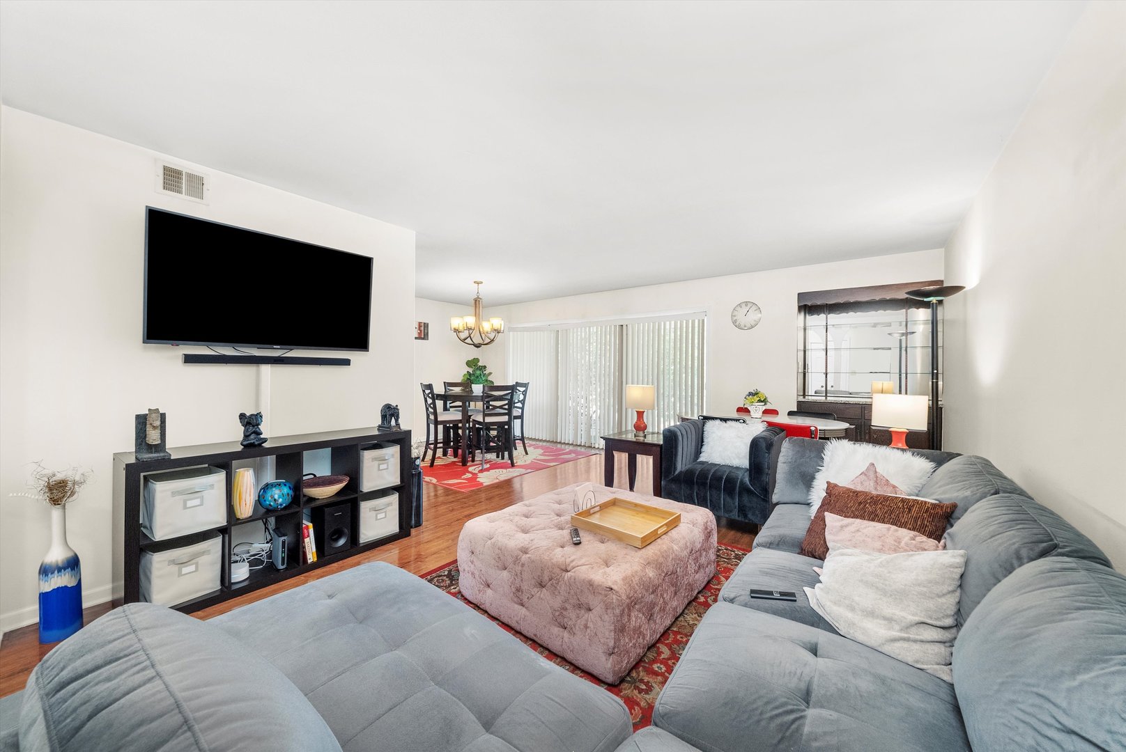 9818 S Karlov Avenue #D, Oak Lawn, IL 60453