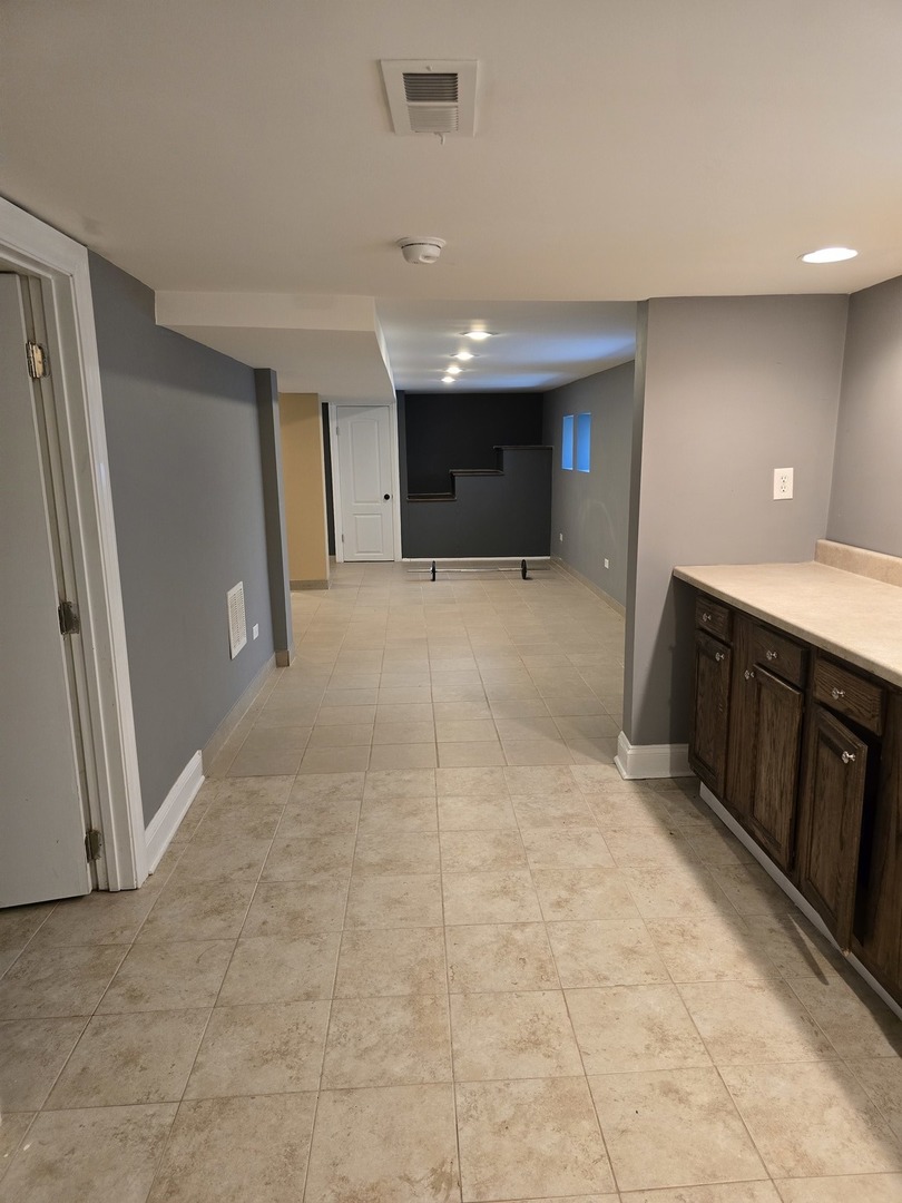 3760 N Osceola Avenue, Chicago, IL 60634
