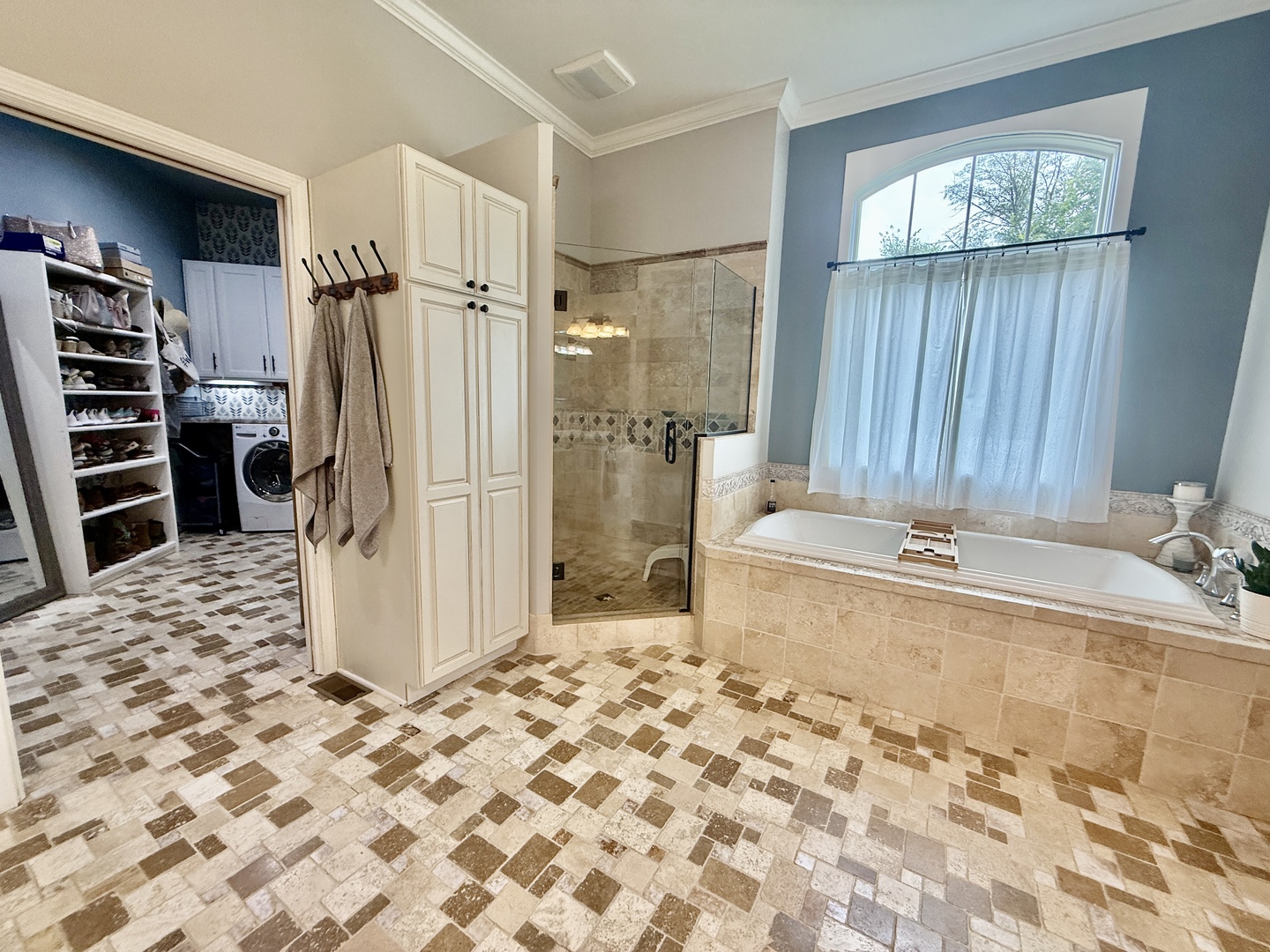 2656 E 28th Road, Marseilles, IL 61341