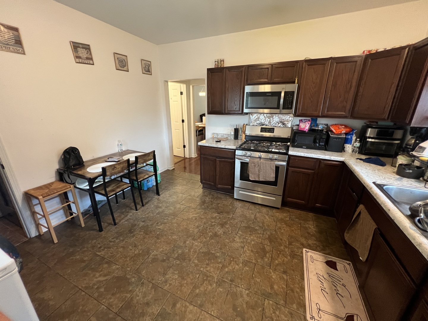 926 N Hickory Street, Joliet, IL 60435