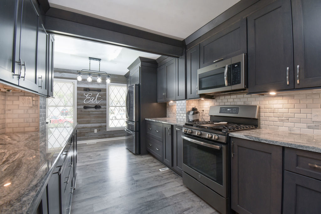 615 Cartwright Trail, McHenry, IL 60050