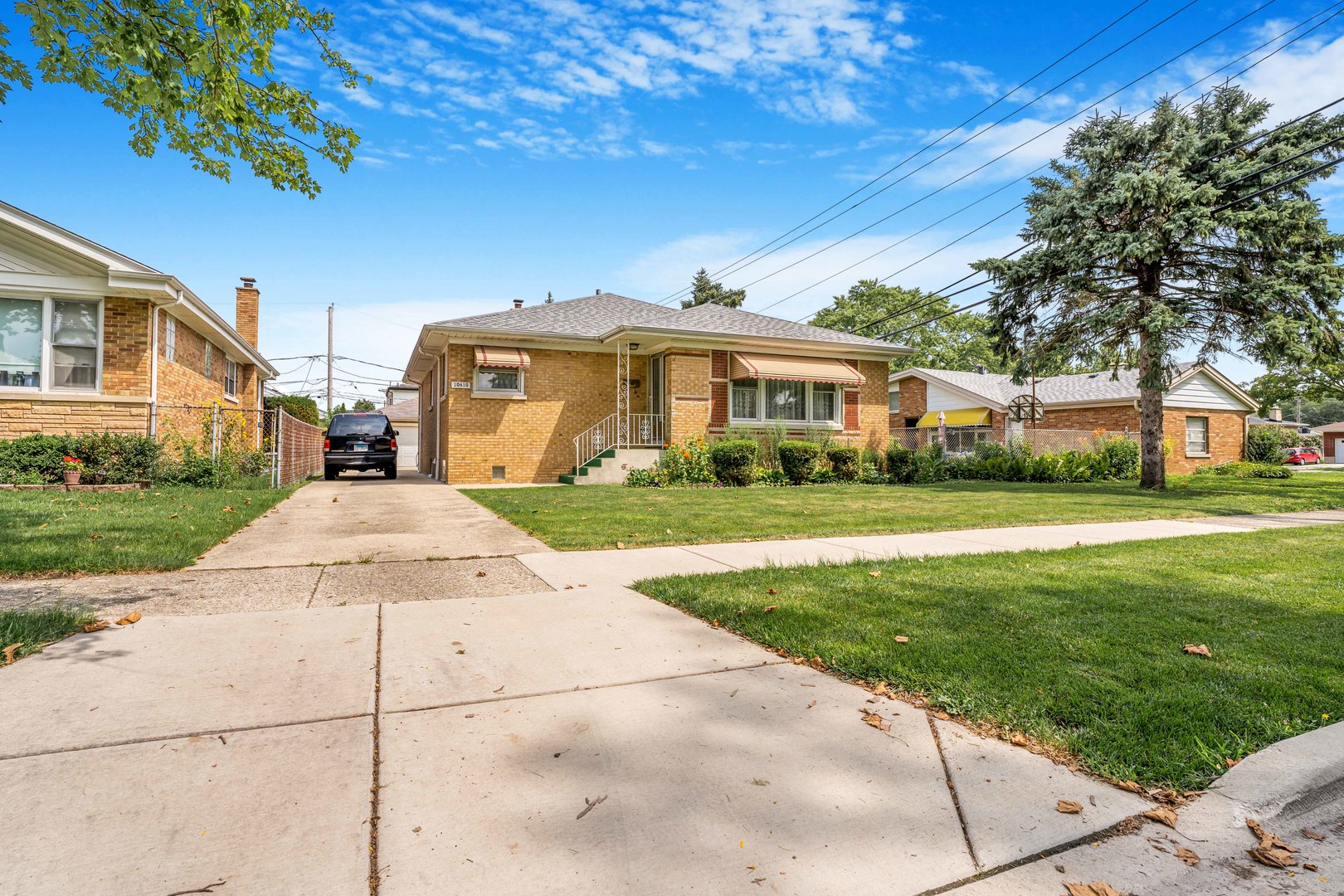 10610 Essex Street, Westchester, IL 60154