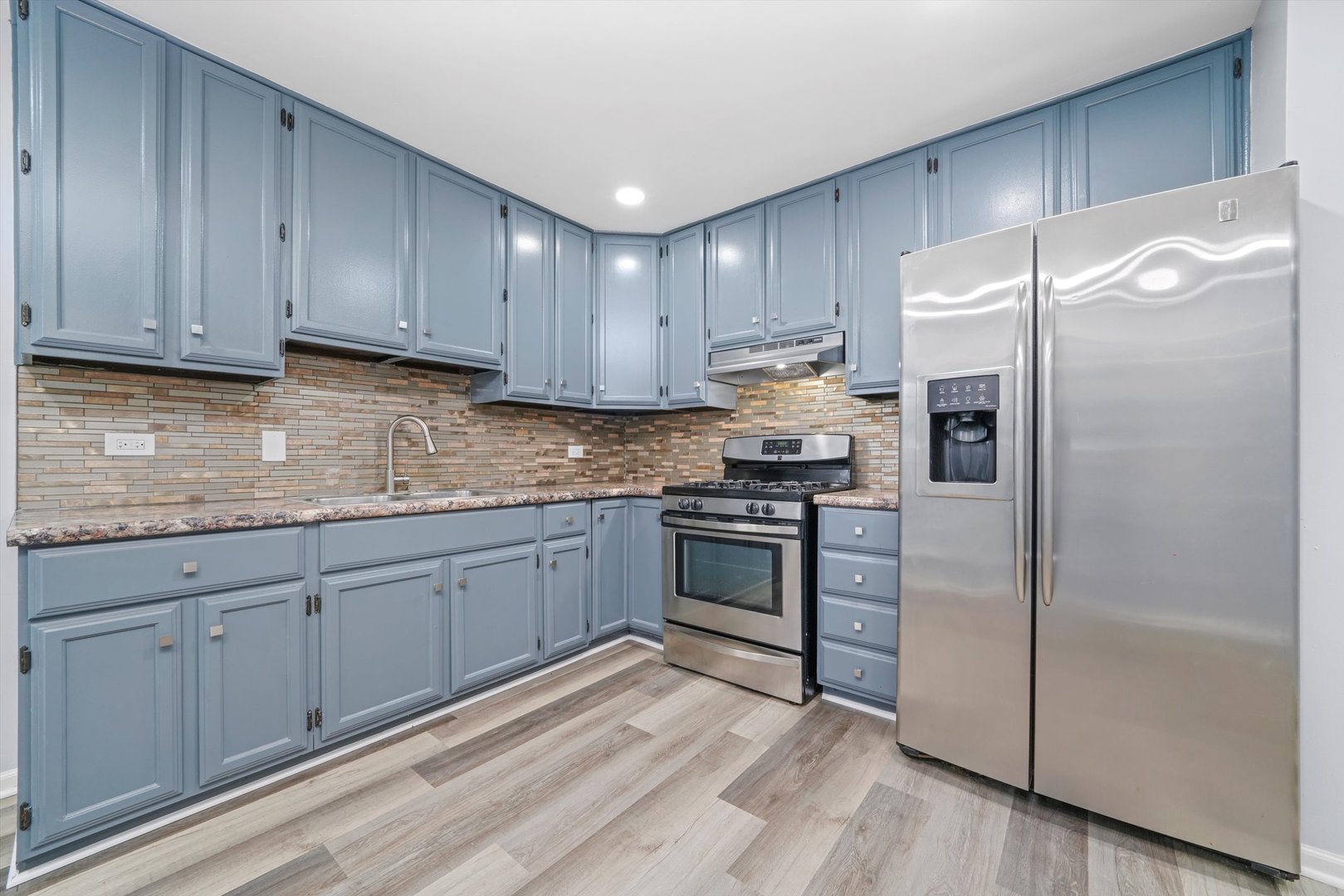 3032 E 223rd Street, Sauk Village, IL 60411