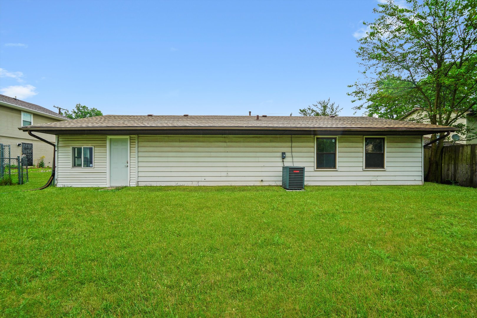 3032 E 223rd Street, Sauk Village, IL 60411
