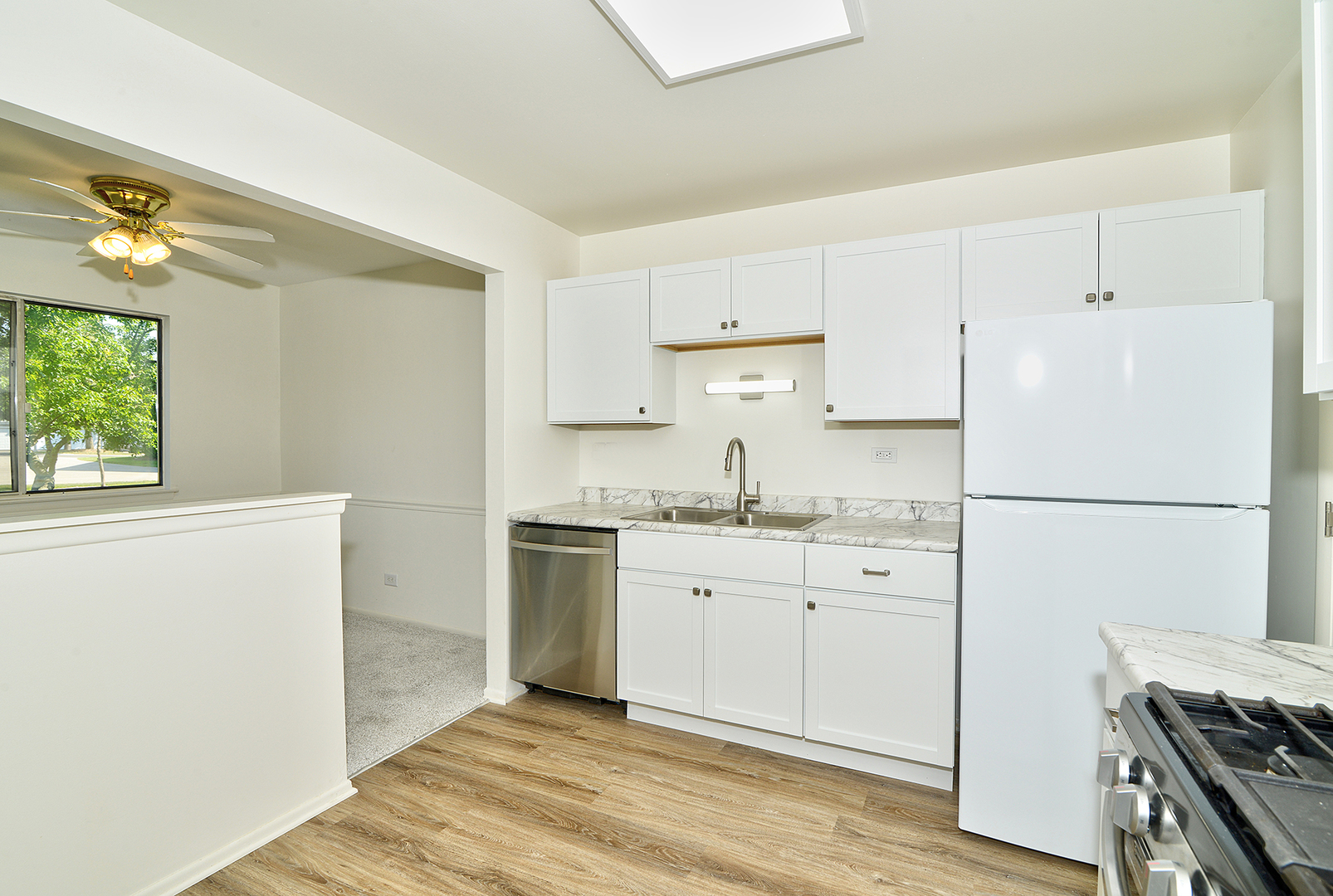 600 Eastveiw Court #X1, Schaumburg, IL 60193