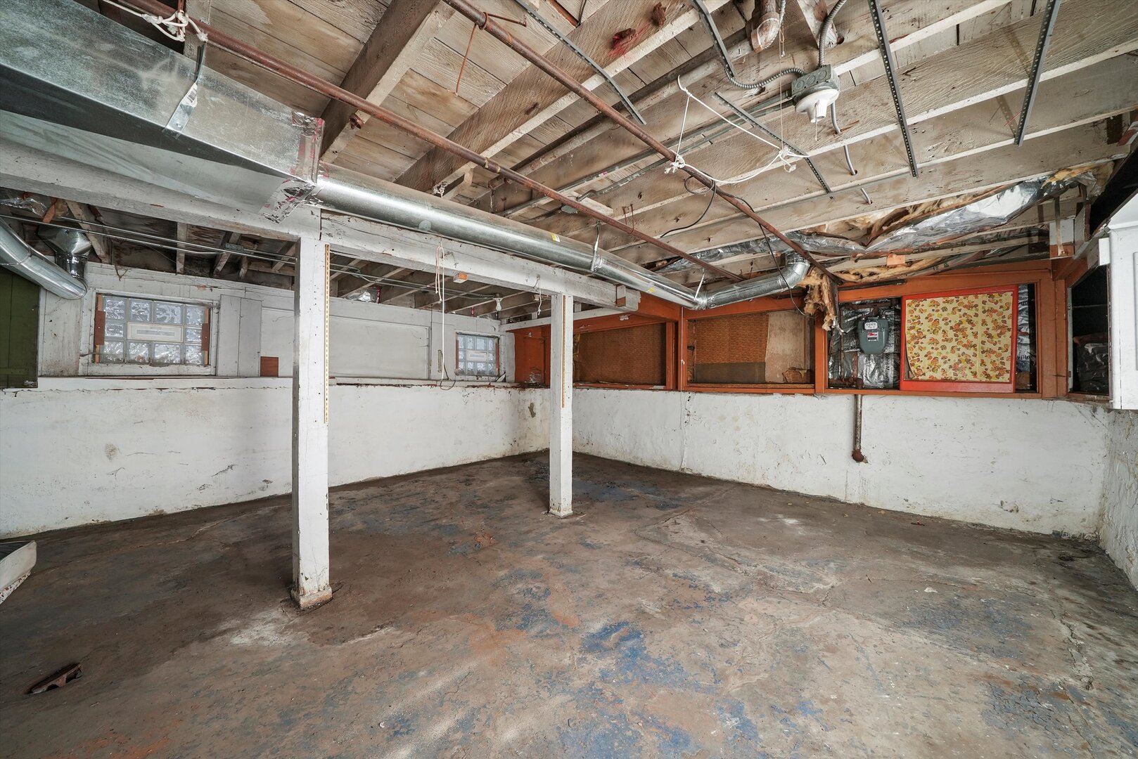 10446 S STATE Street, Chicago, IL 60628