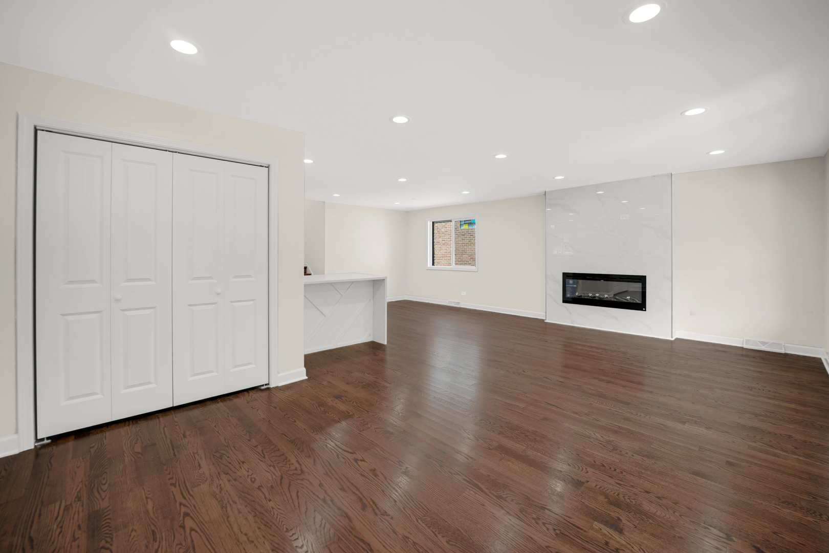 9756 S Eggleston Avenue, Chicago, IL 60628