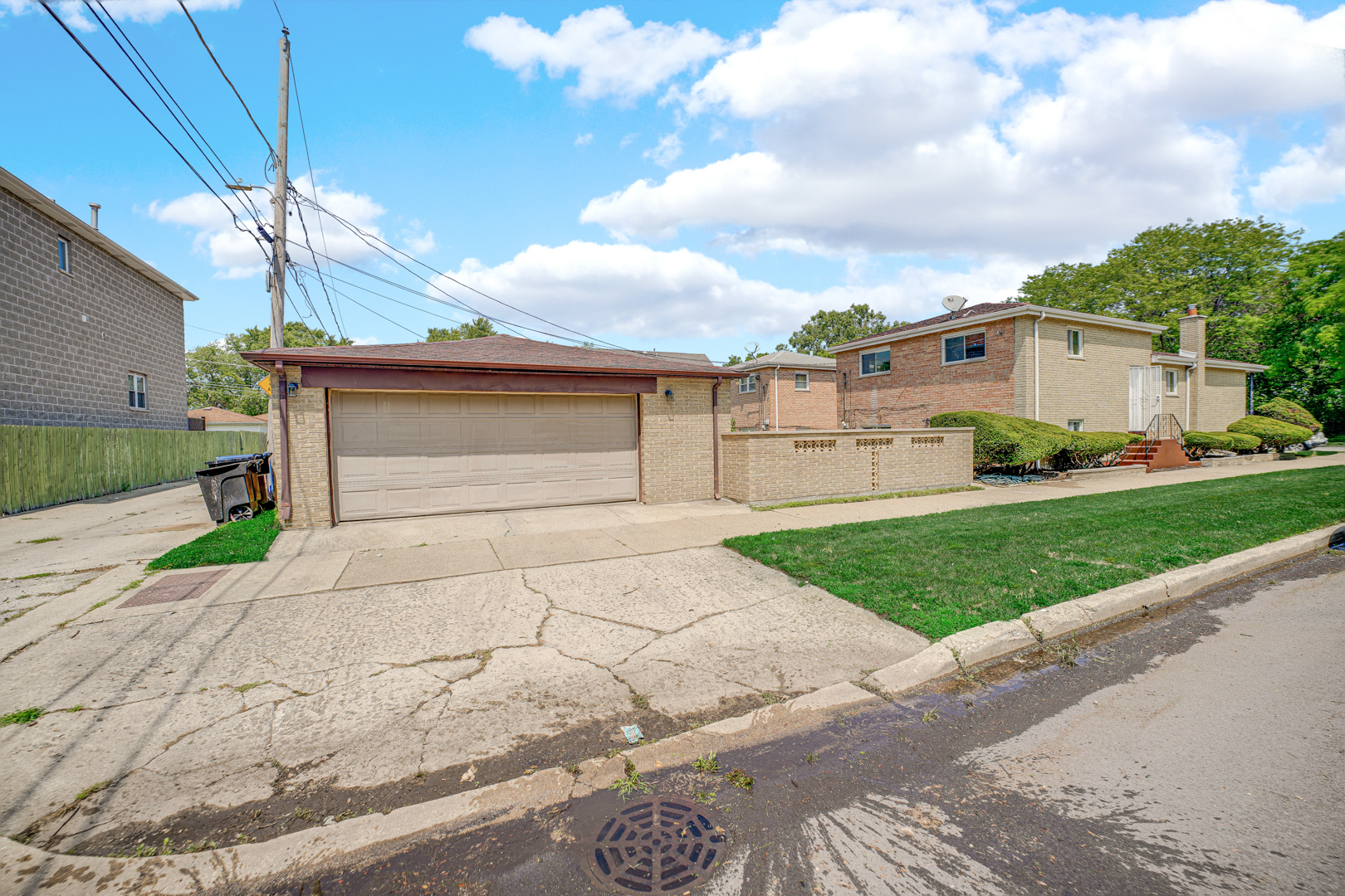 9756 S Eggleston Avenue, Chicago, IL 60628