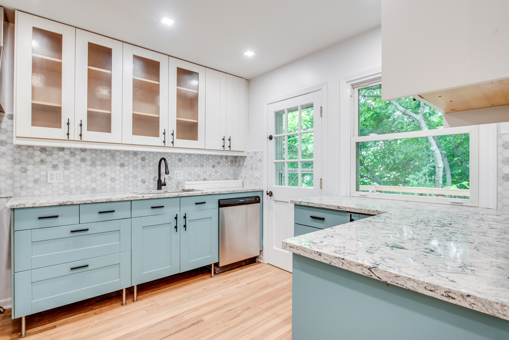 1108 Emerald Drive, Naperville, IL 60540