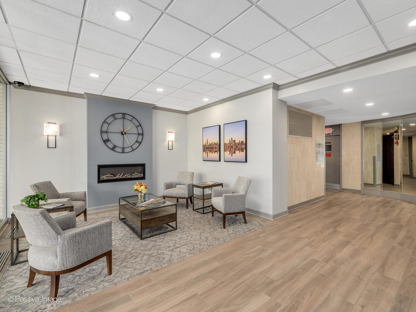 141 N La Grange Road #905, La Grange, IL 60525