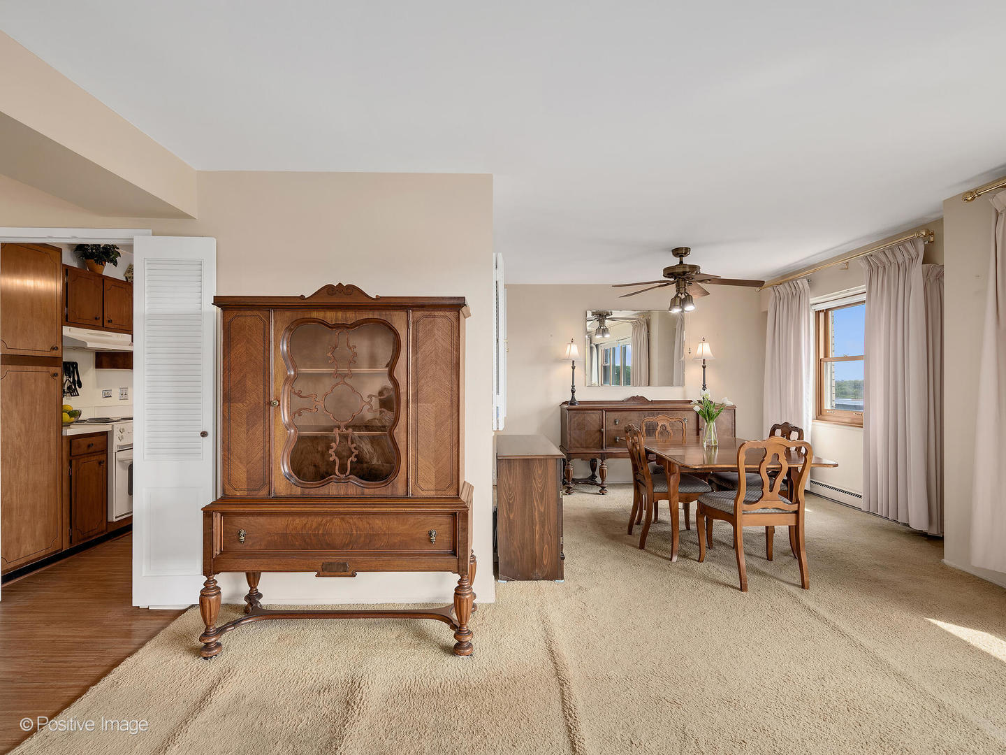 141 N La Grange Road #905, La Grange, IL 60525
