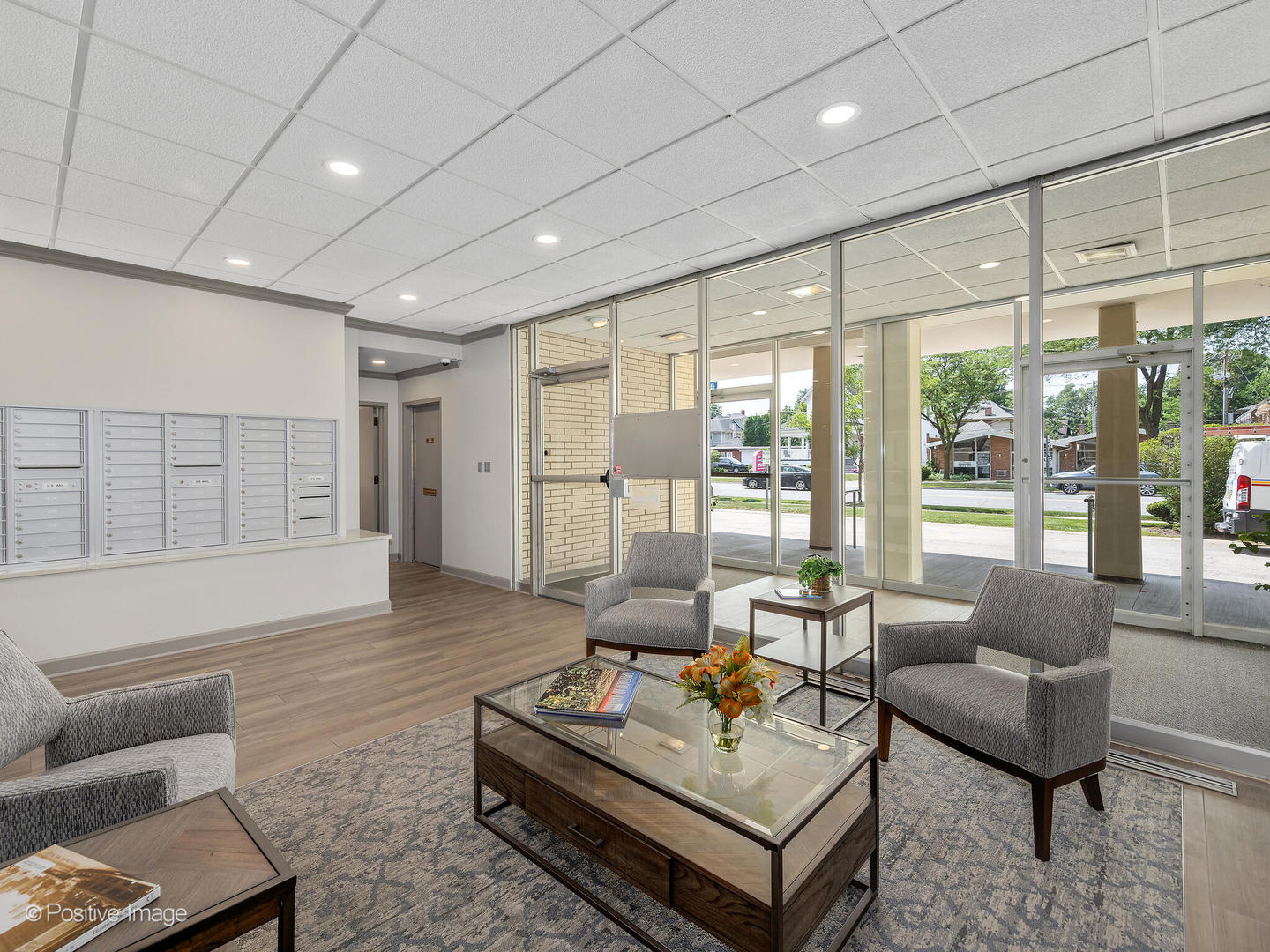 141 N La Grange Road #905, La Grange, IL 60525
