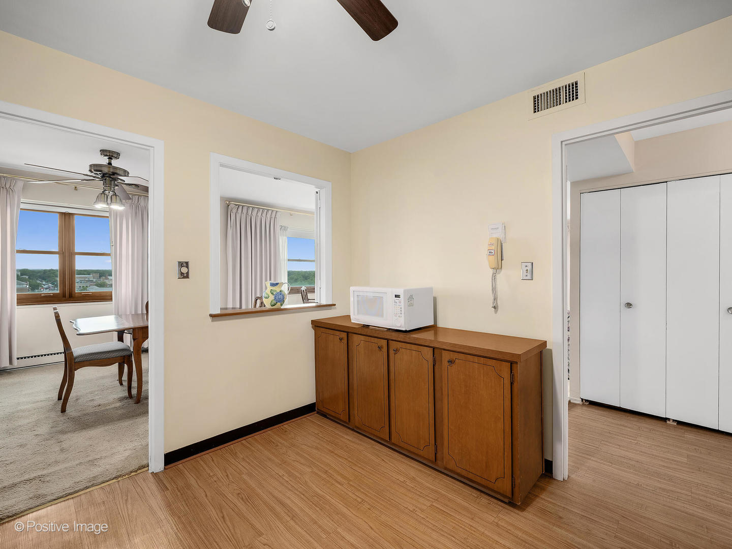 141 N La Grange Road #905, La Grange, IL 60525