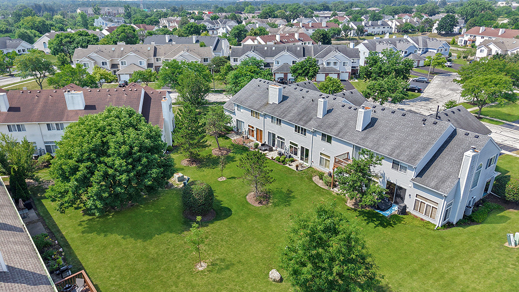 8156 Ripple Ridge Drive, Darien, IL 60561