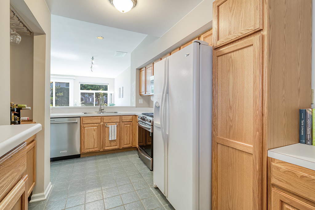 8156 Ripple Ridge Drive, Darien, IL 60561