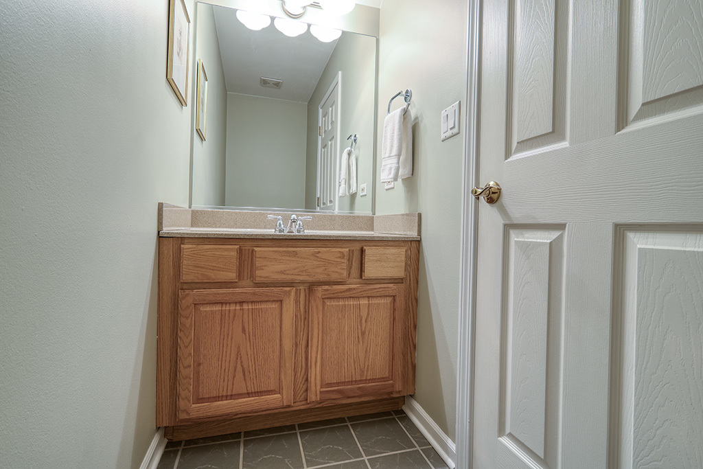 8156 Ripple Ridge Drive, Darien, IL 60561