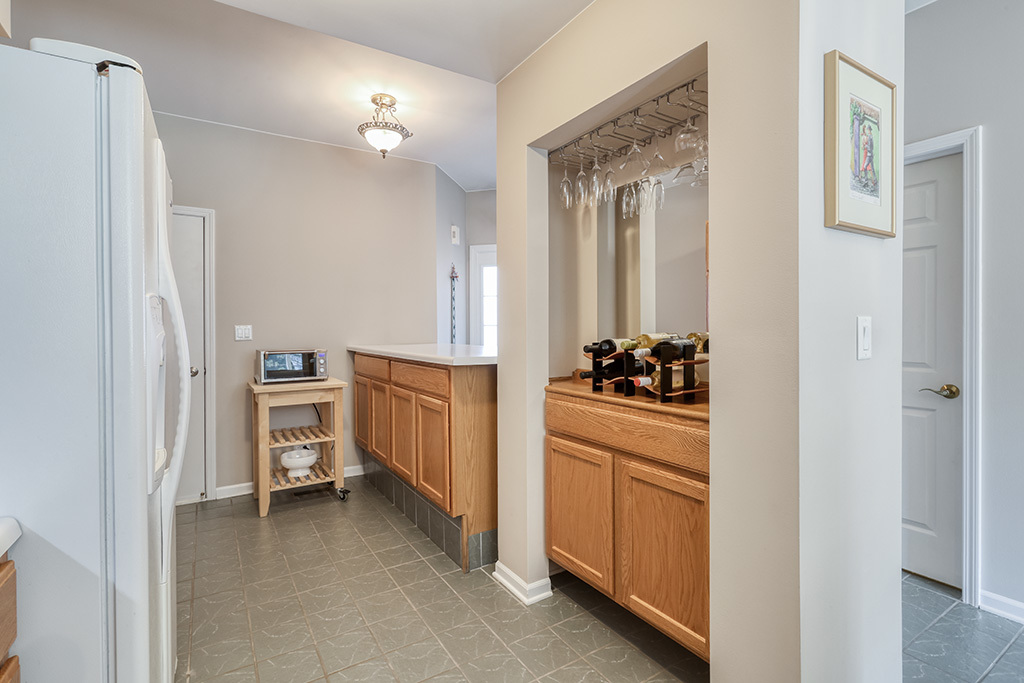 8156 Ripple Ridge Drive, Darien, IL 60561