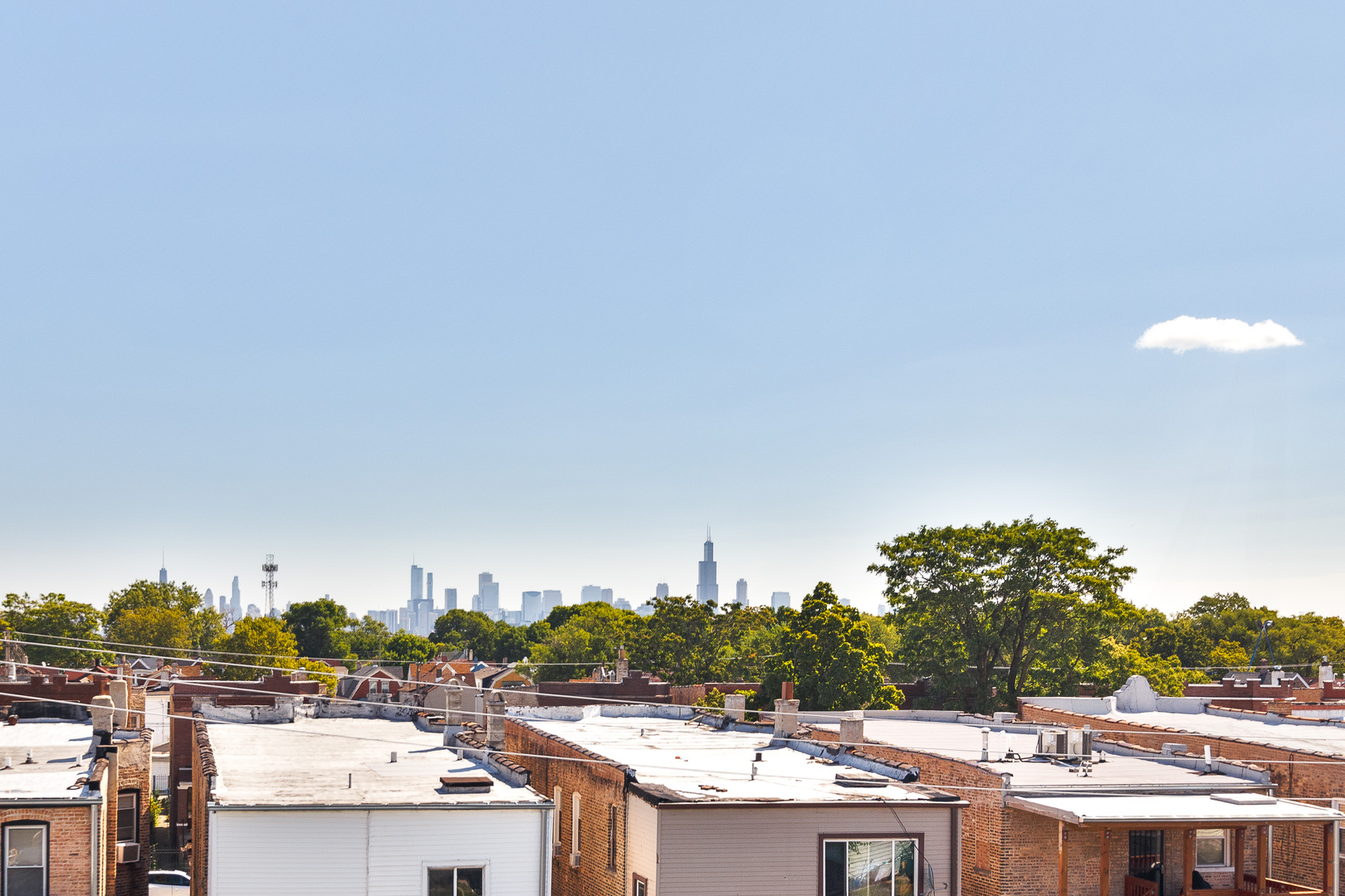 943 N Central Park Avenue, Chicago, IL 60651