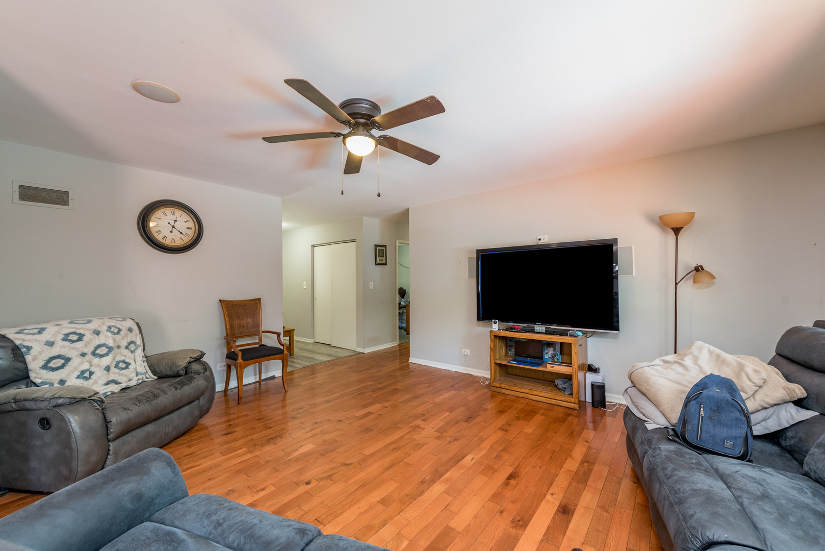 1810 THOMPSON Avenue, Zion, IL 60099
