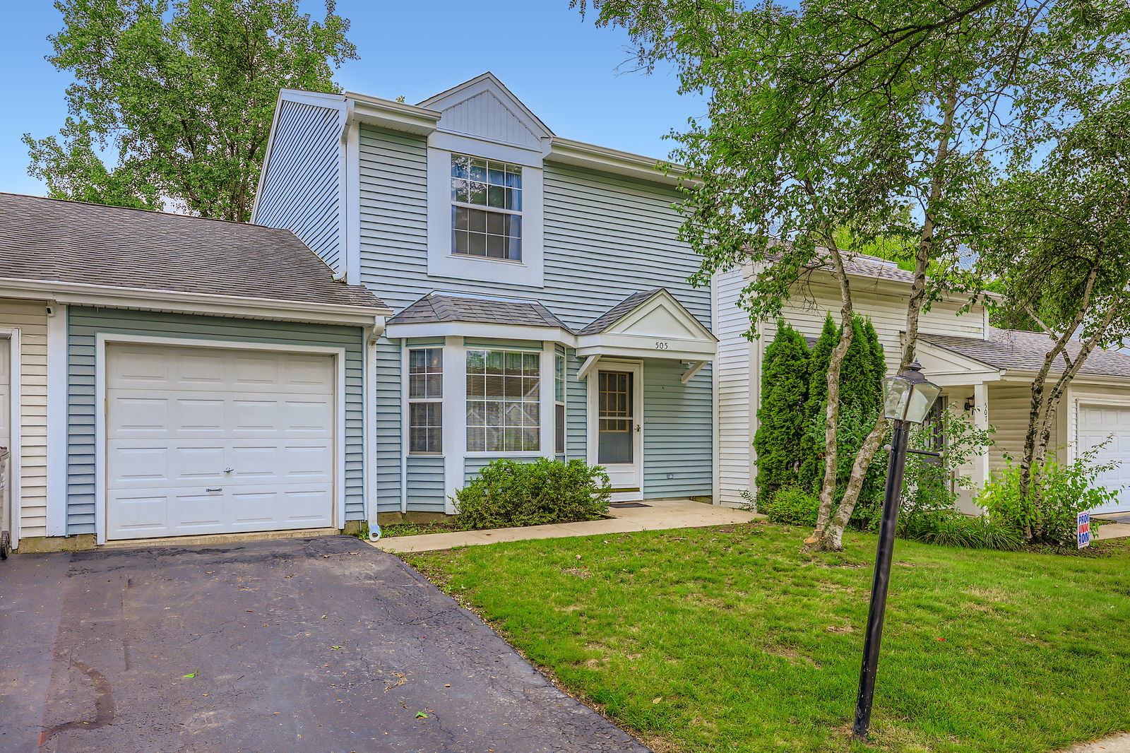 505 Newbury Drive, Island Lake, IL 60042