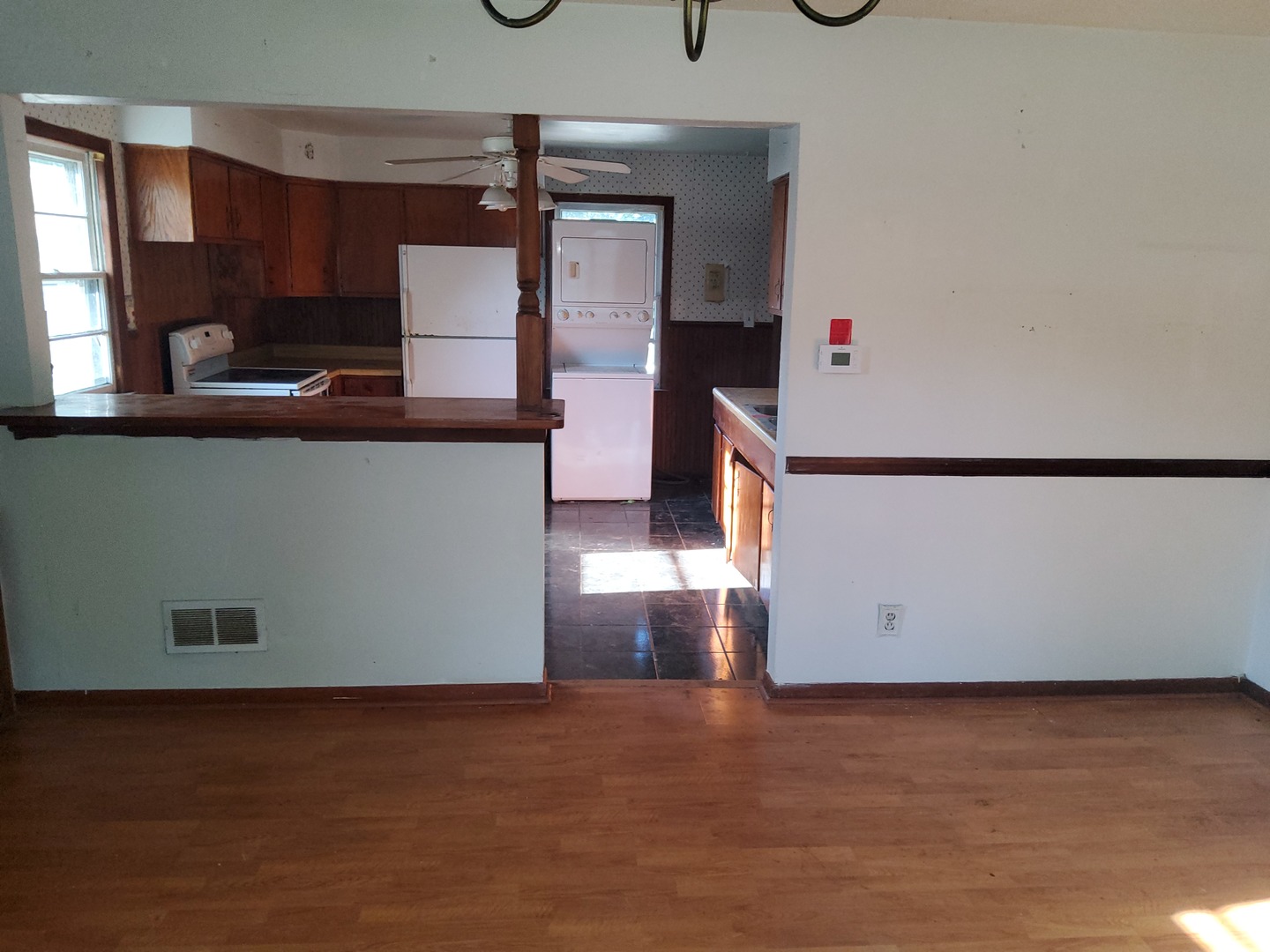 1300 Riverlane Drive, Bradley, IL 60915