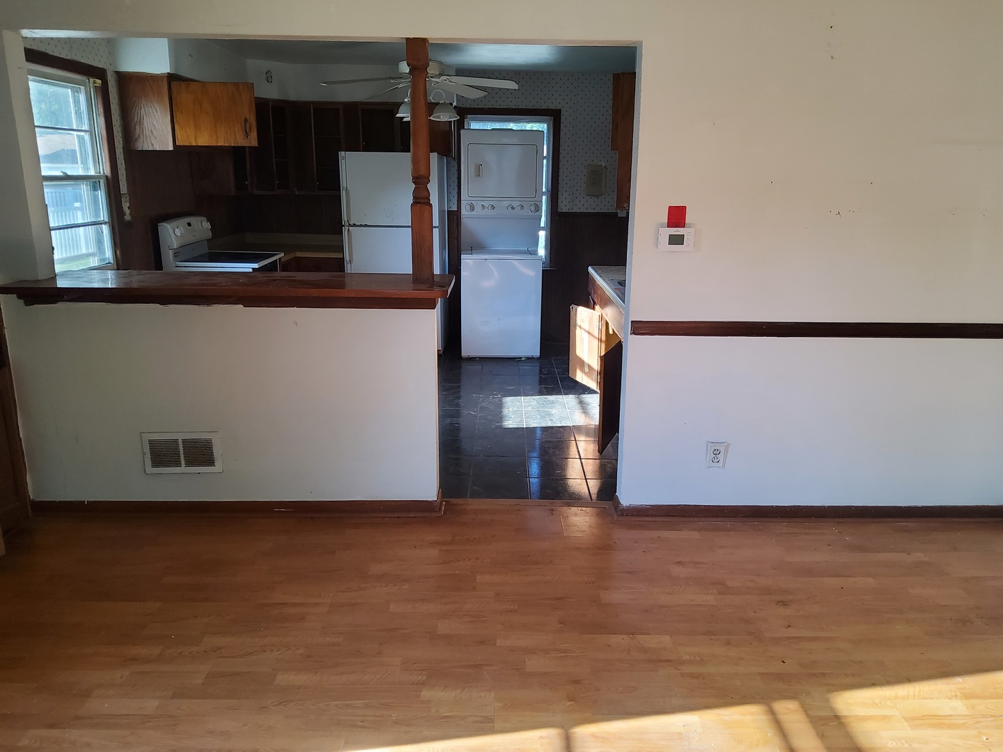 1300 Riverlane Drive, Bradley, IL 60915