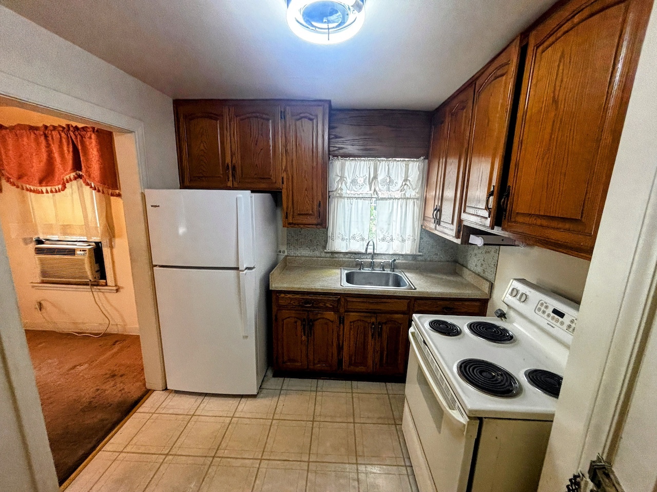 16319 Emerald Avenue, Harvey, IL 60426