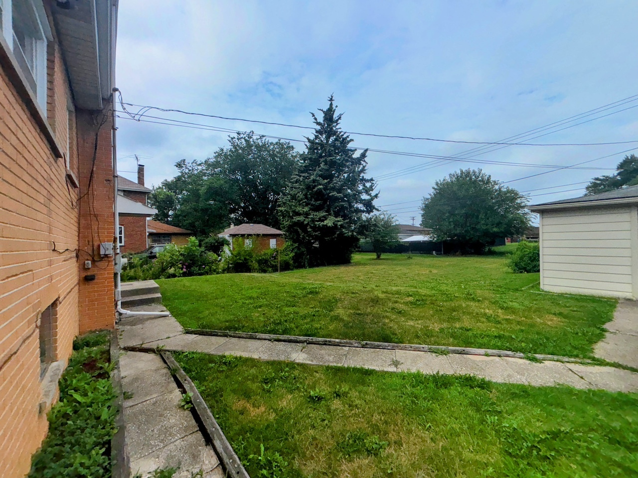 16319 Emerald Avenue, Harvey, IL 60426