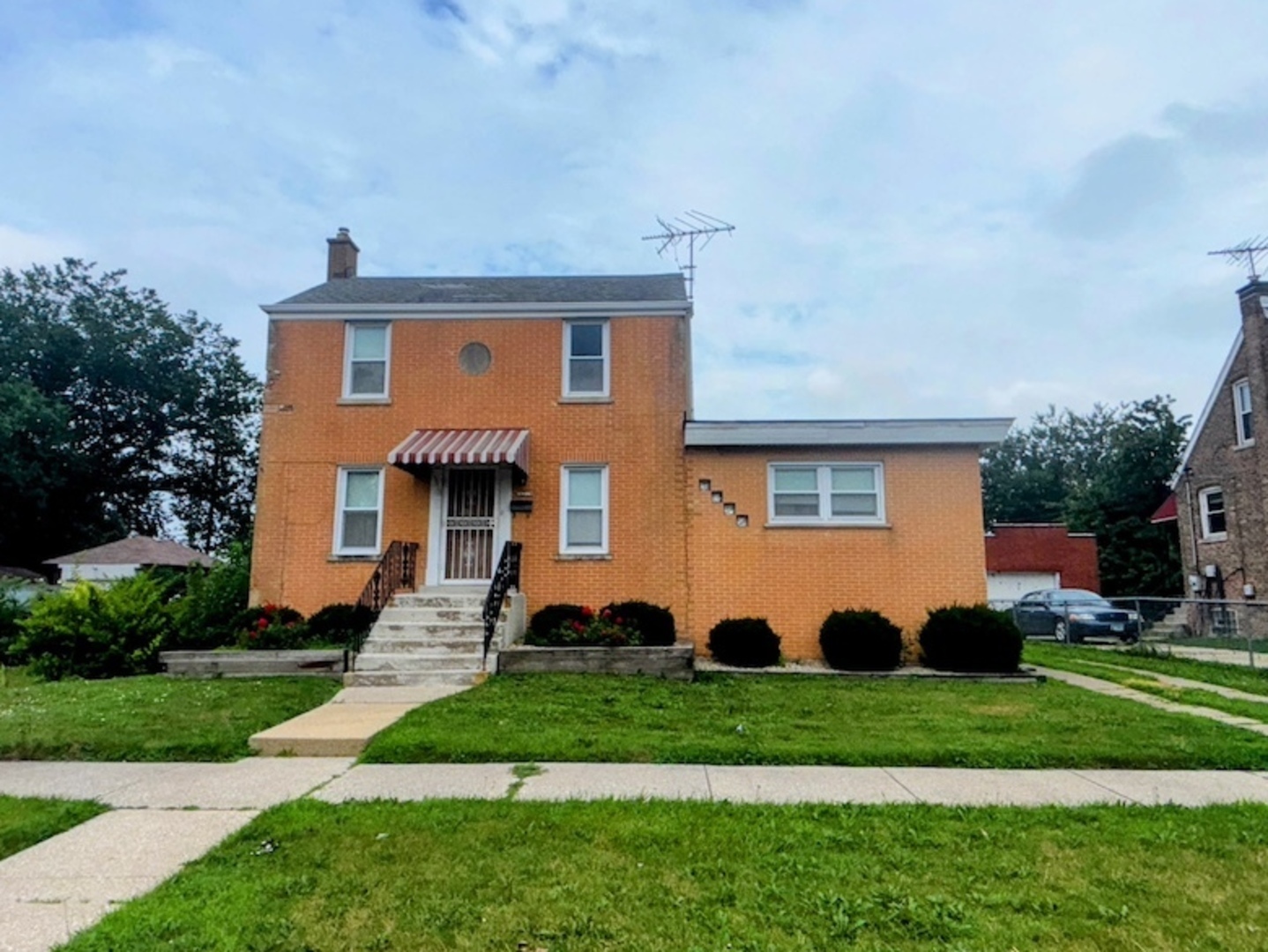 16319 Emerald Avenue, Harvey, IL 60426