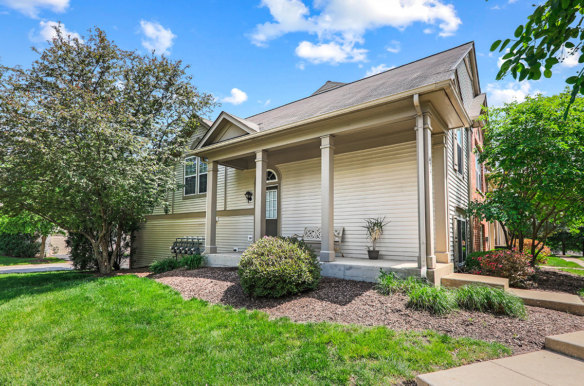 633 Conservatory Lane #633, Aurora, IL 60502