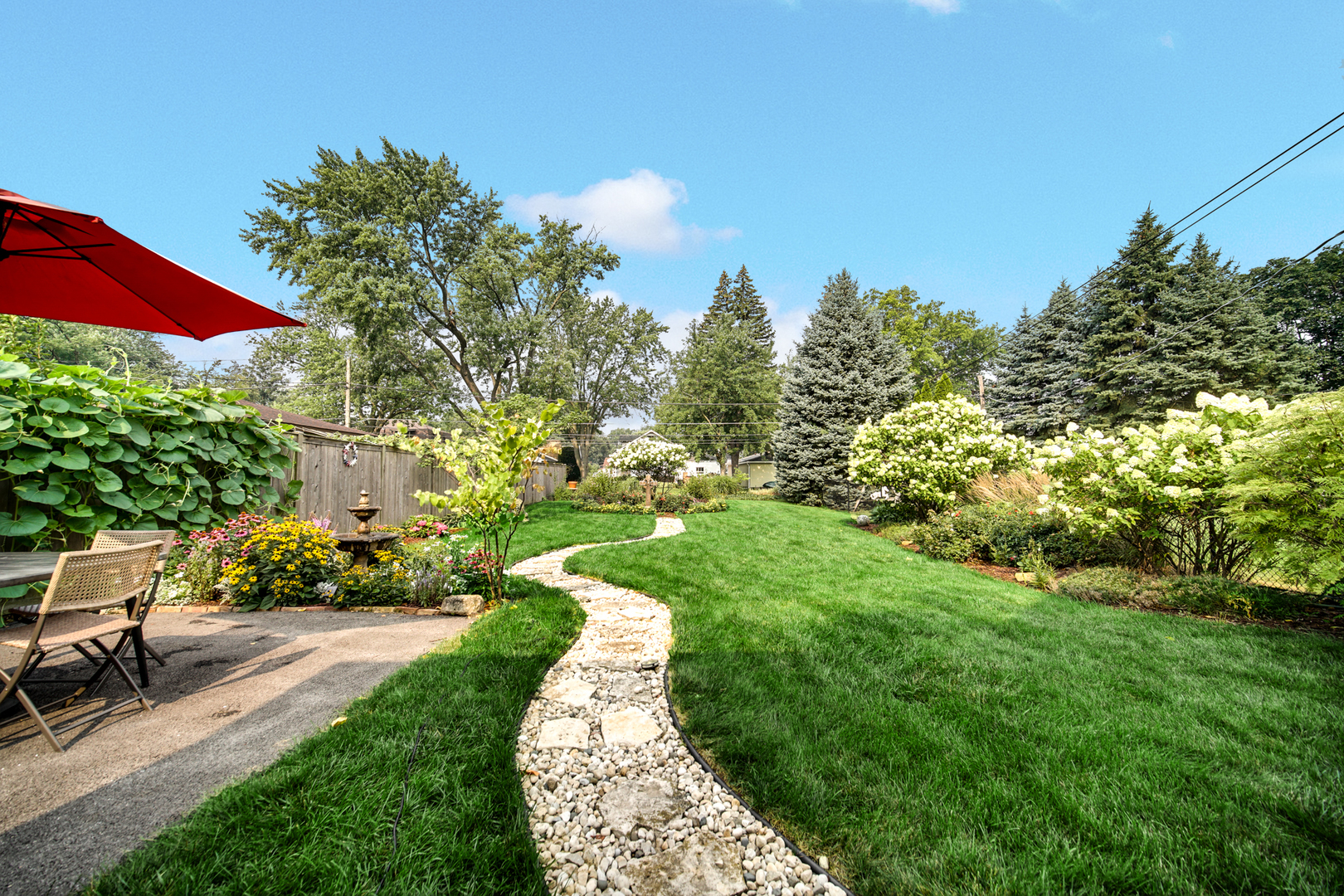 856 Margret Street, Des Plaines, IL 60016