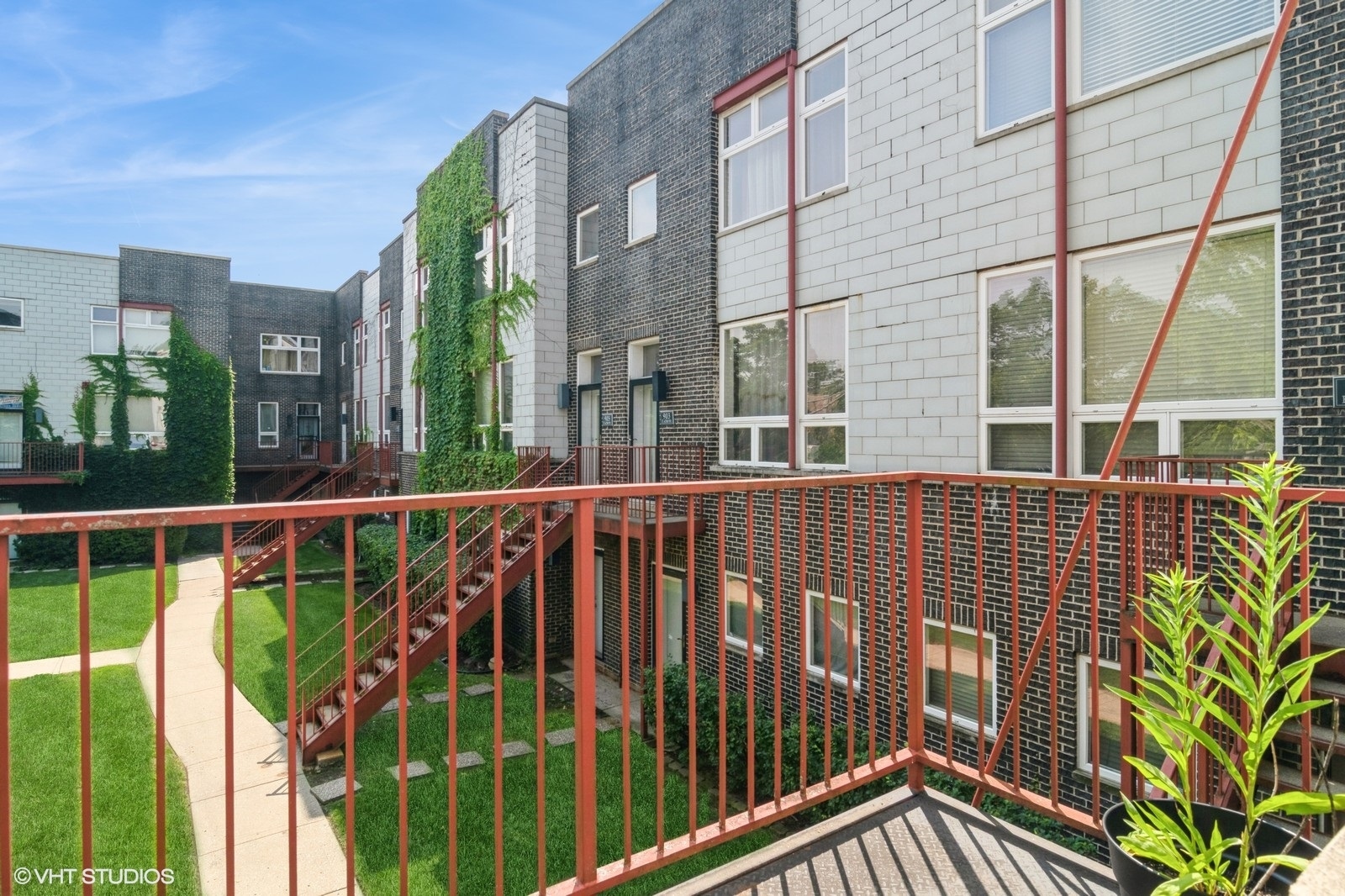 6201 S Drexel Avenue, Chicago, IL 60637