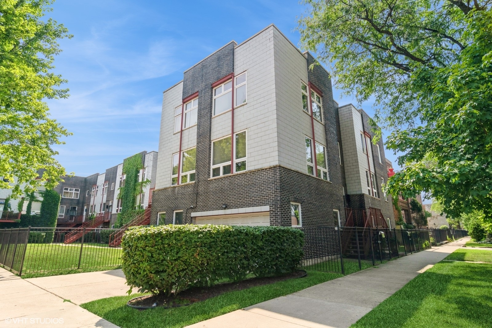 6201 S Drexel Avenue, Chicago, IL 60637