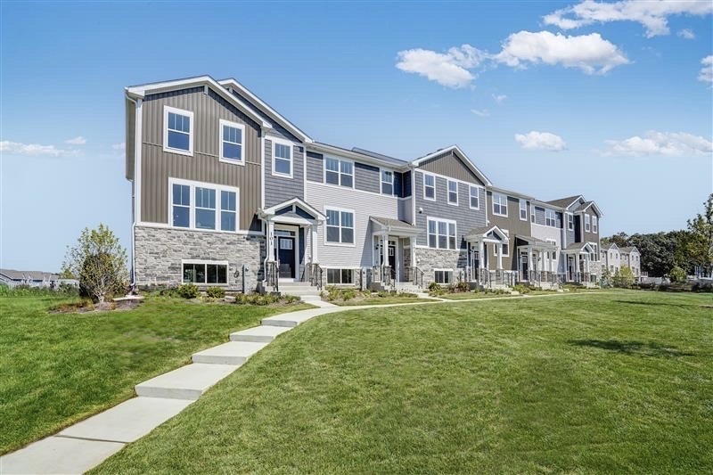 103 Harvest Lane, West Dundee, IL 60118